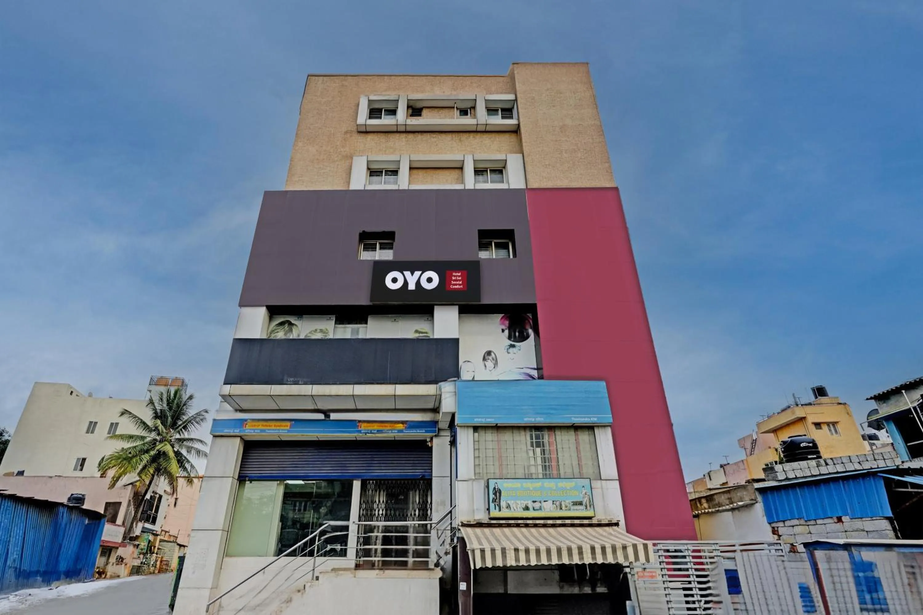 Facade/entrance in Hotel O Sri Sai sevalal comfort's