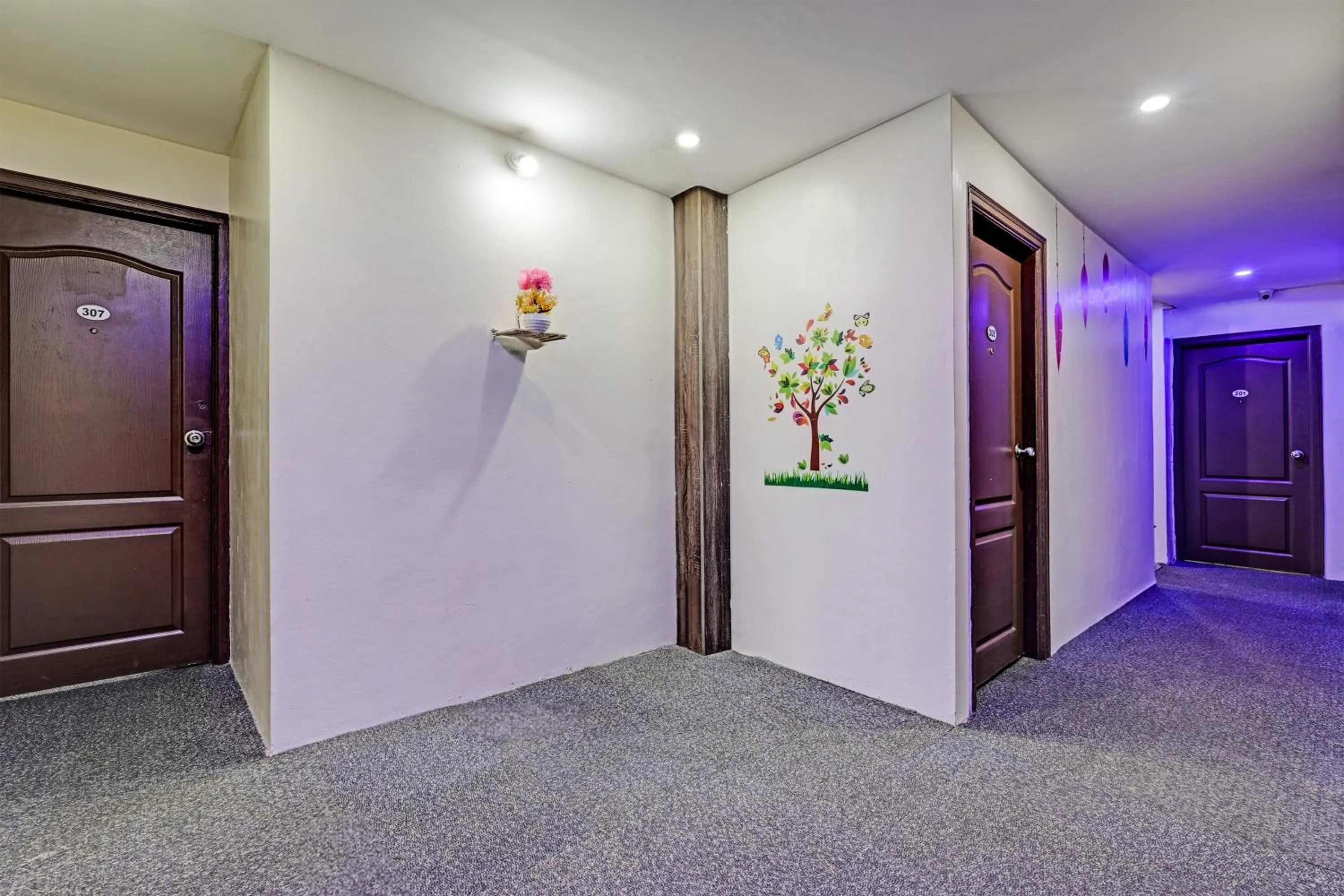 Lobby or reception in Hotel O Sri Sai sevalal comfort's