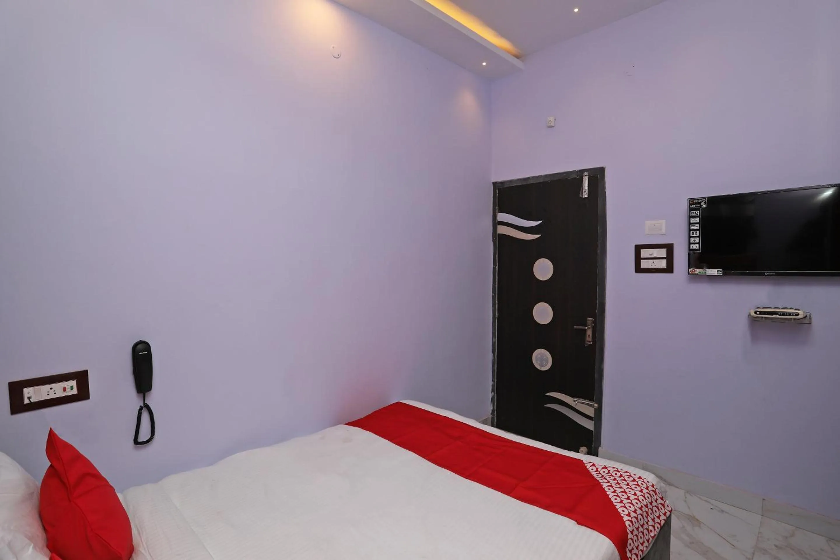 Bedroom, Bed in Super Hotel O HR Inn