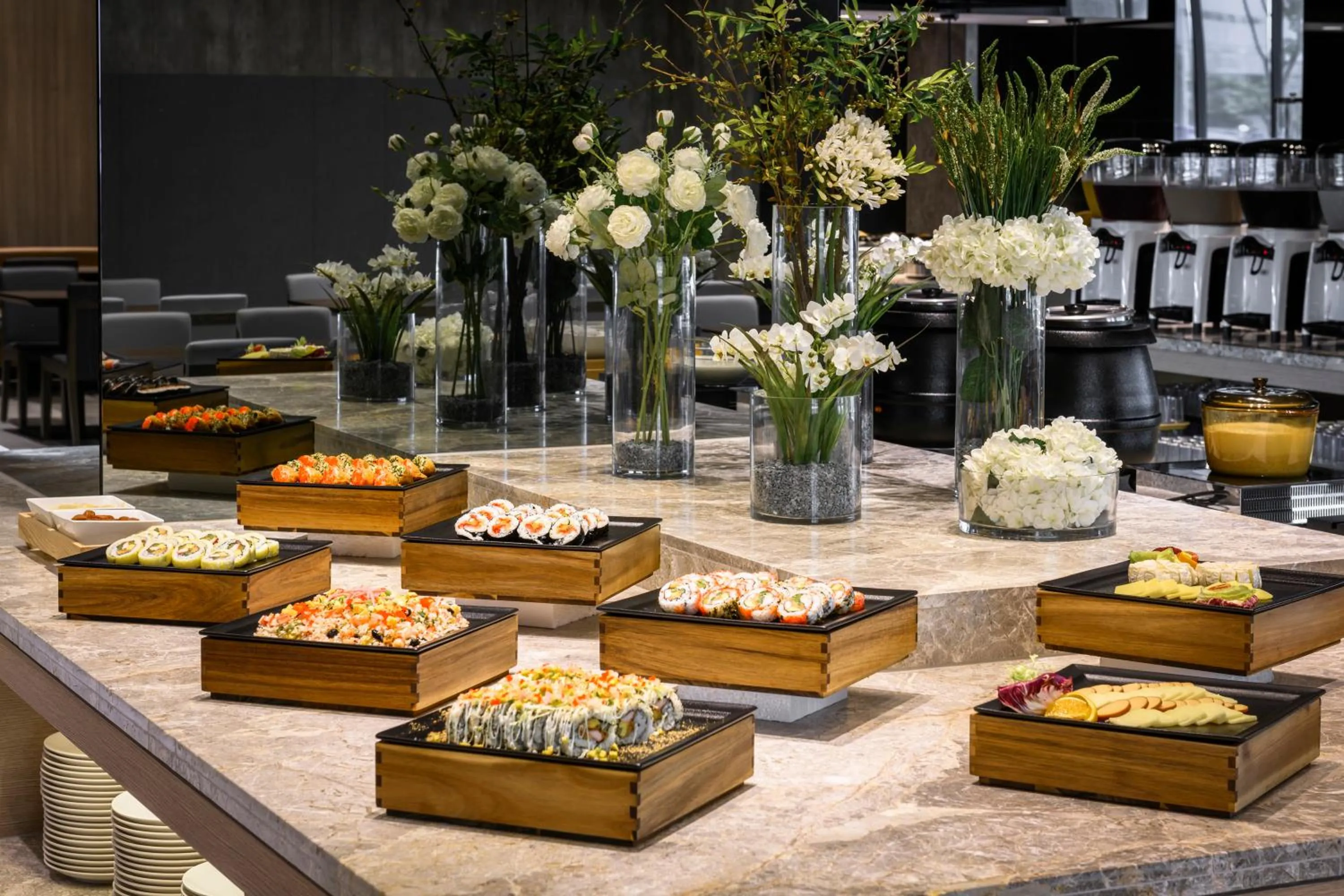 Buffet breakfast in Lakeshore Hotel Tainan