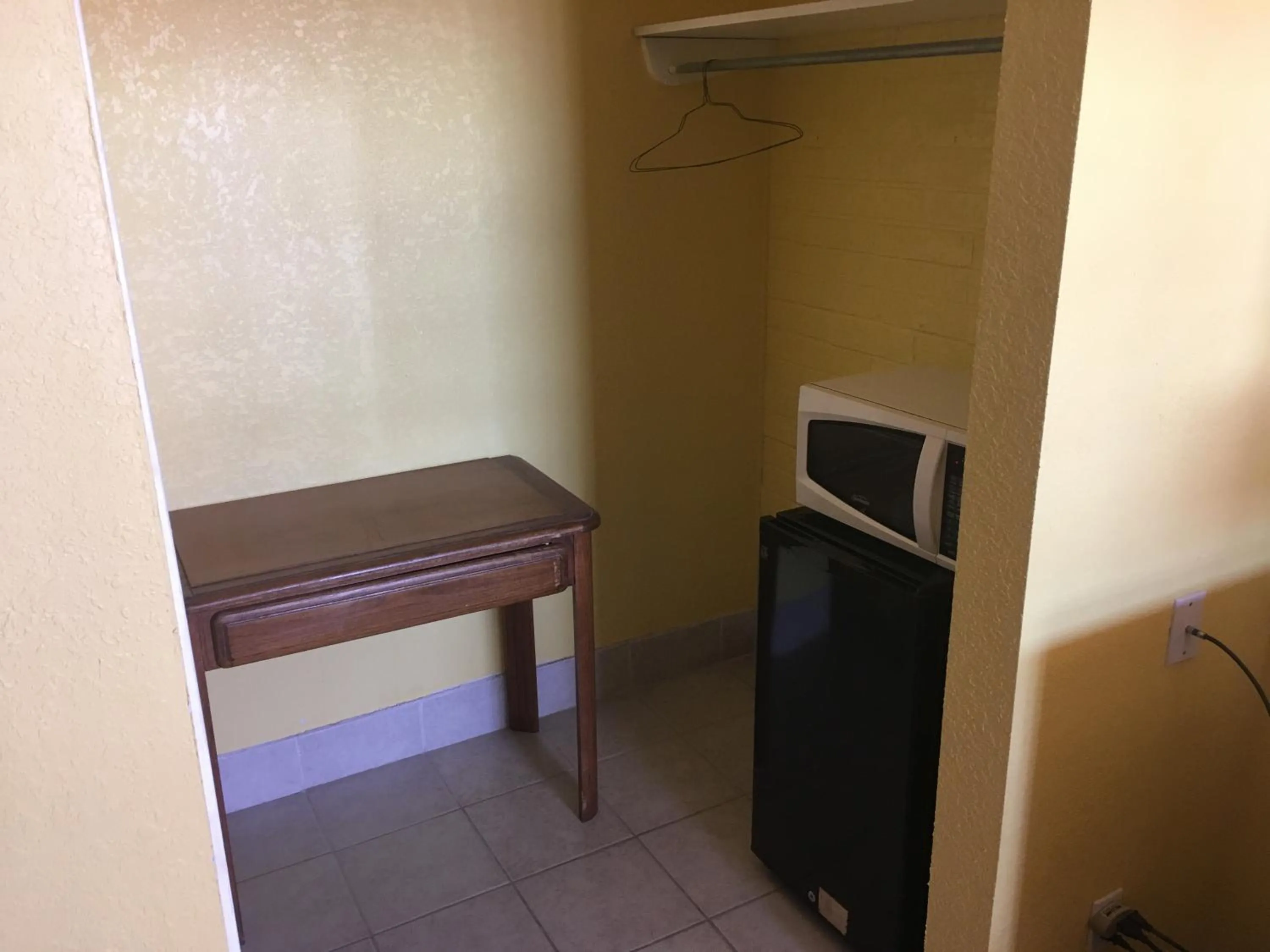 Decorative detail in Blue Star Inn