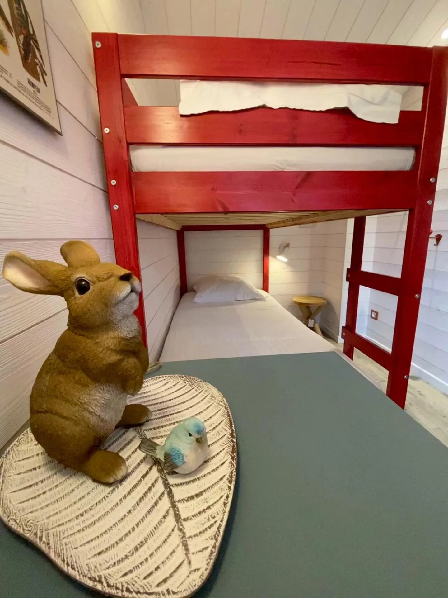 Photo of the whole room, Bed in Le Cabanon de Chessy