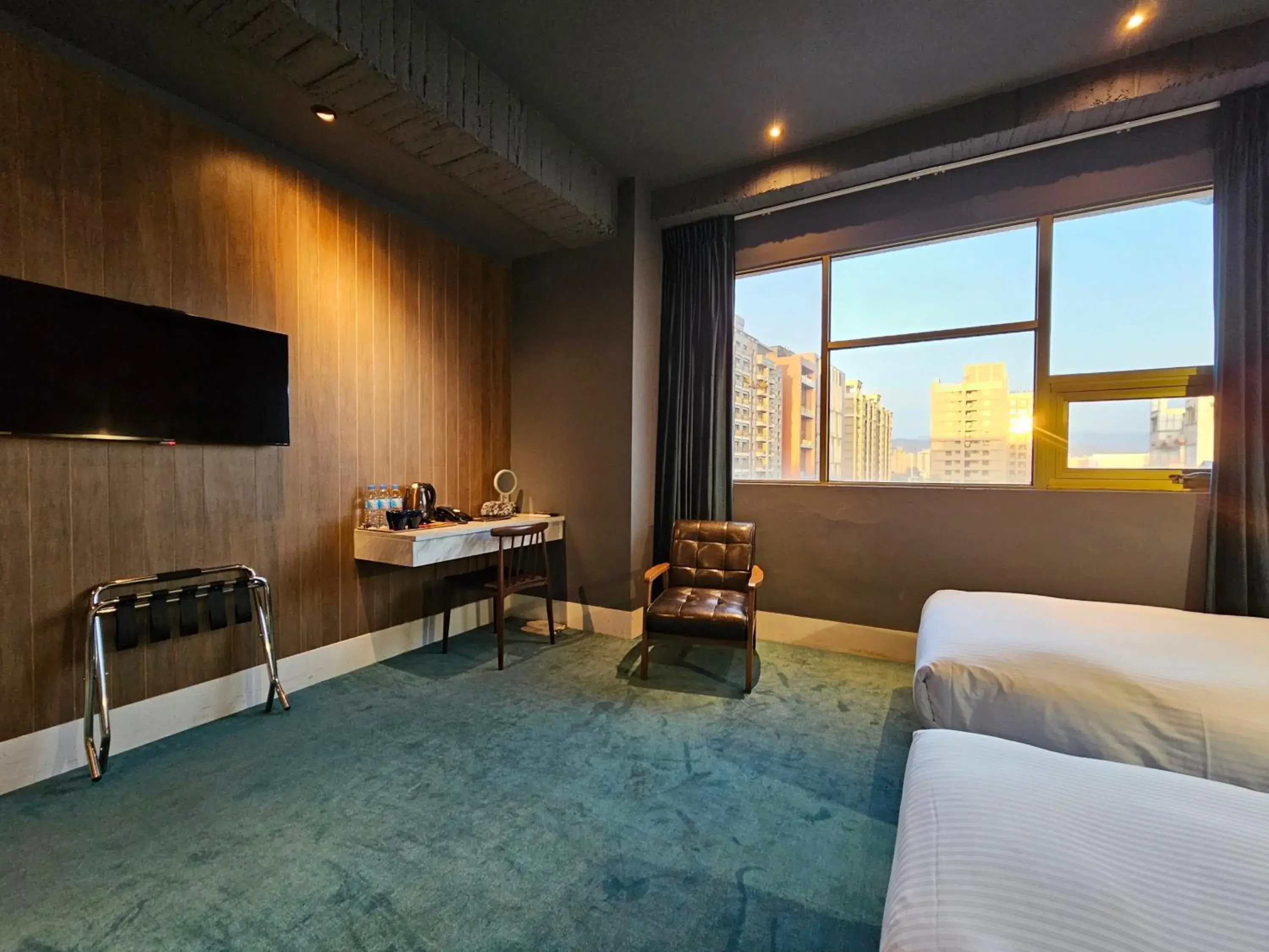 Bed in Modern Inn Bed in Modern Inn