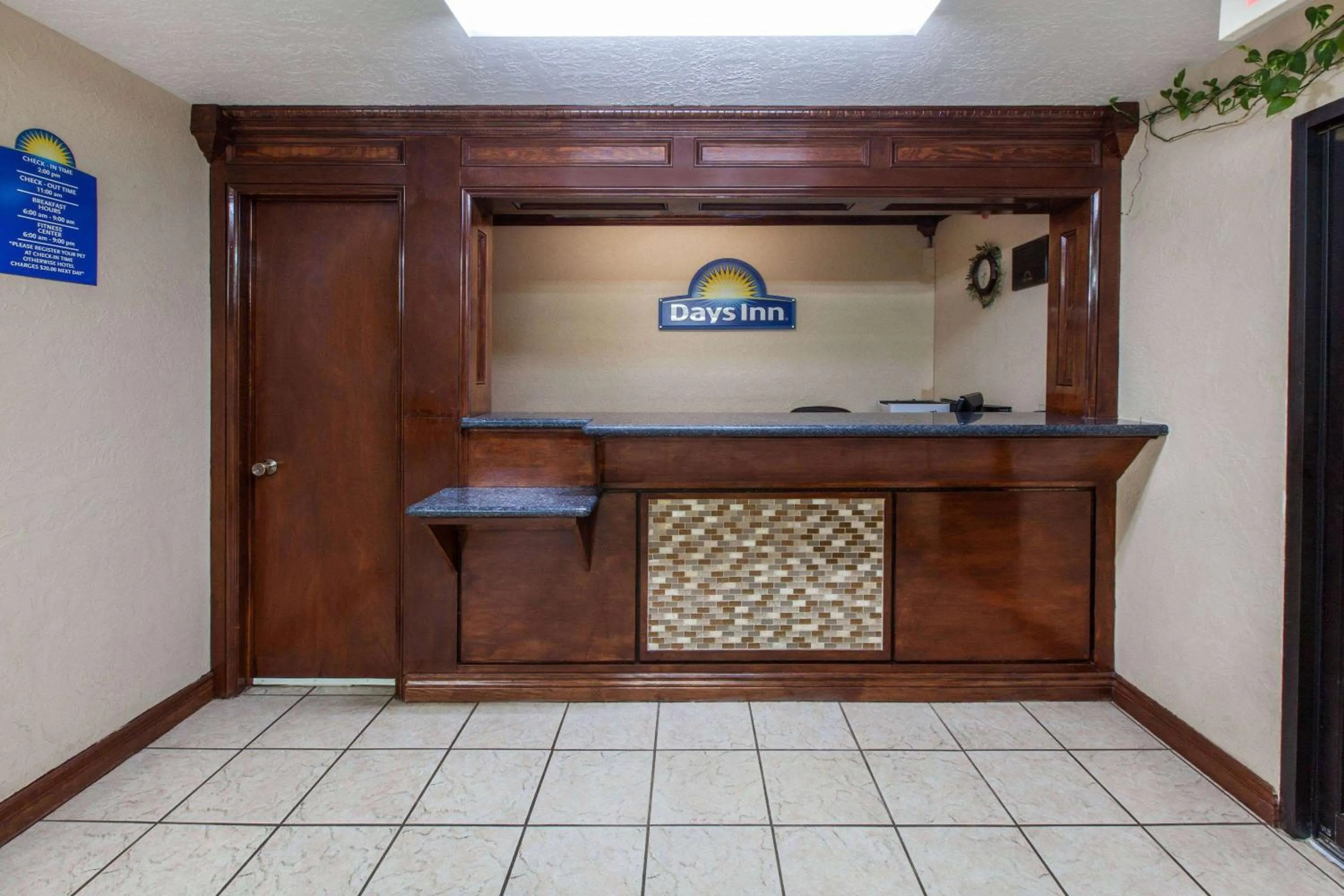 Lobby or reception in Days Inn by Wyndham El Reno