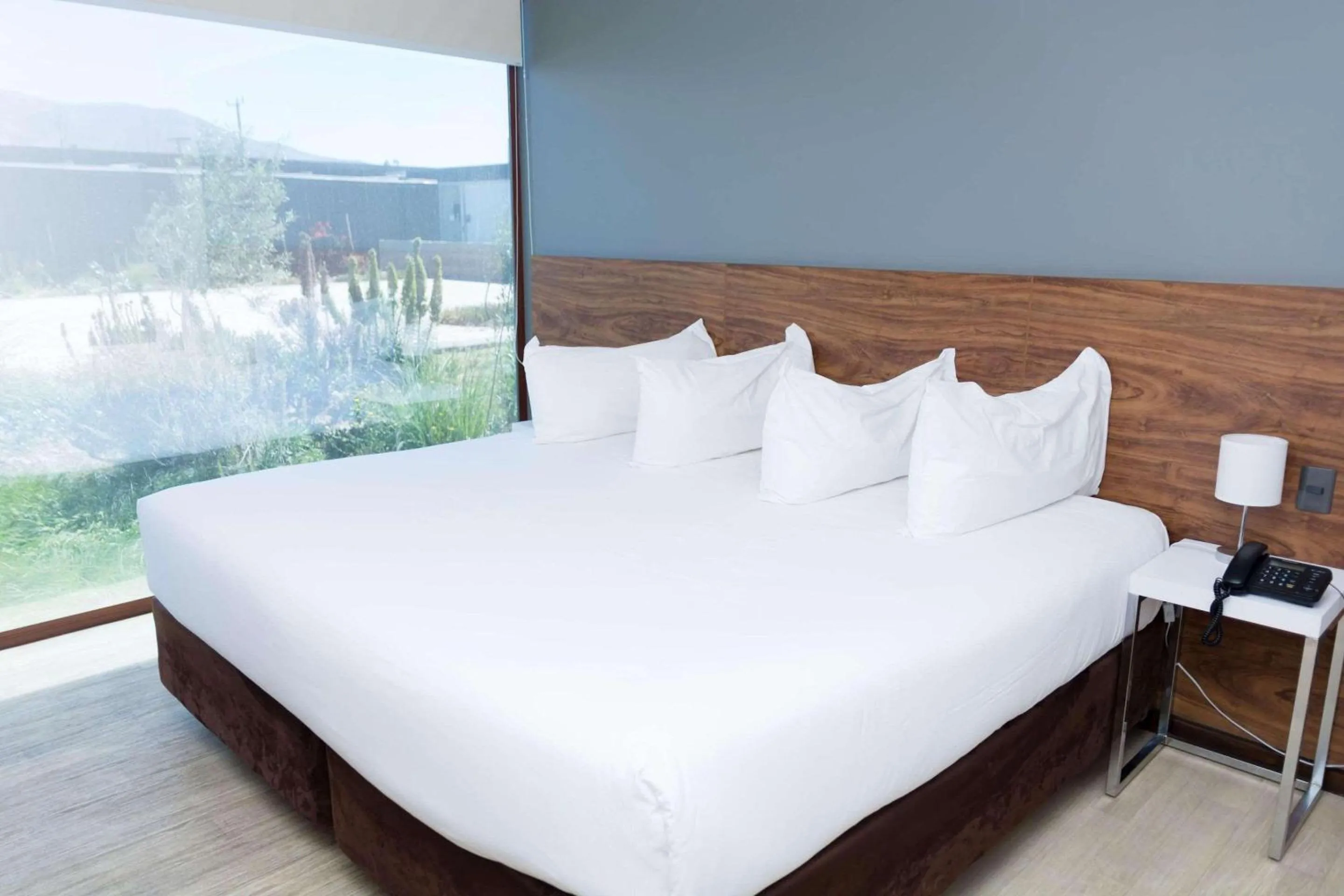 Bedroom, Bed in Park Inn by Radisson Los Olivos de Vallenar