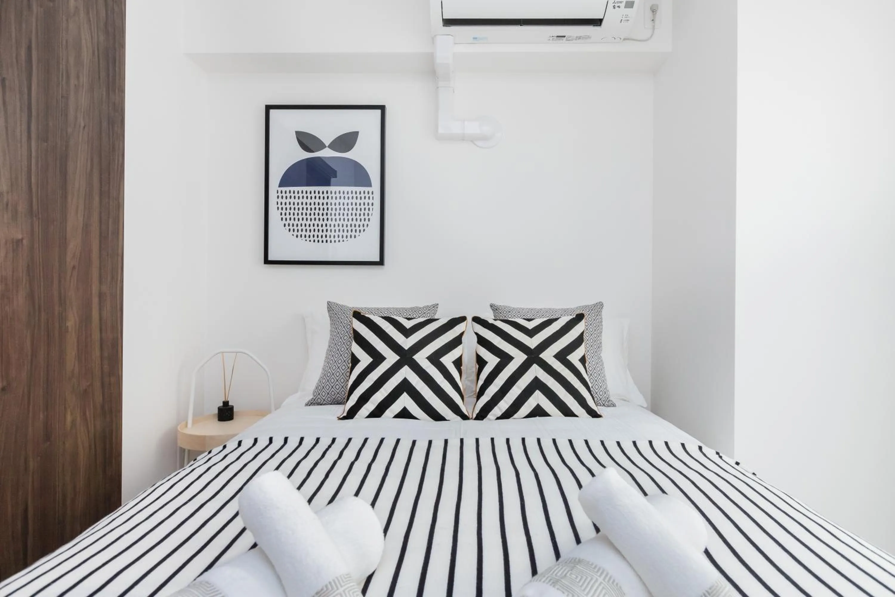 Bed in Hotel Apartment Ueno Inaricho Sta