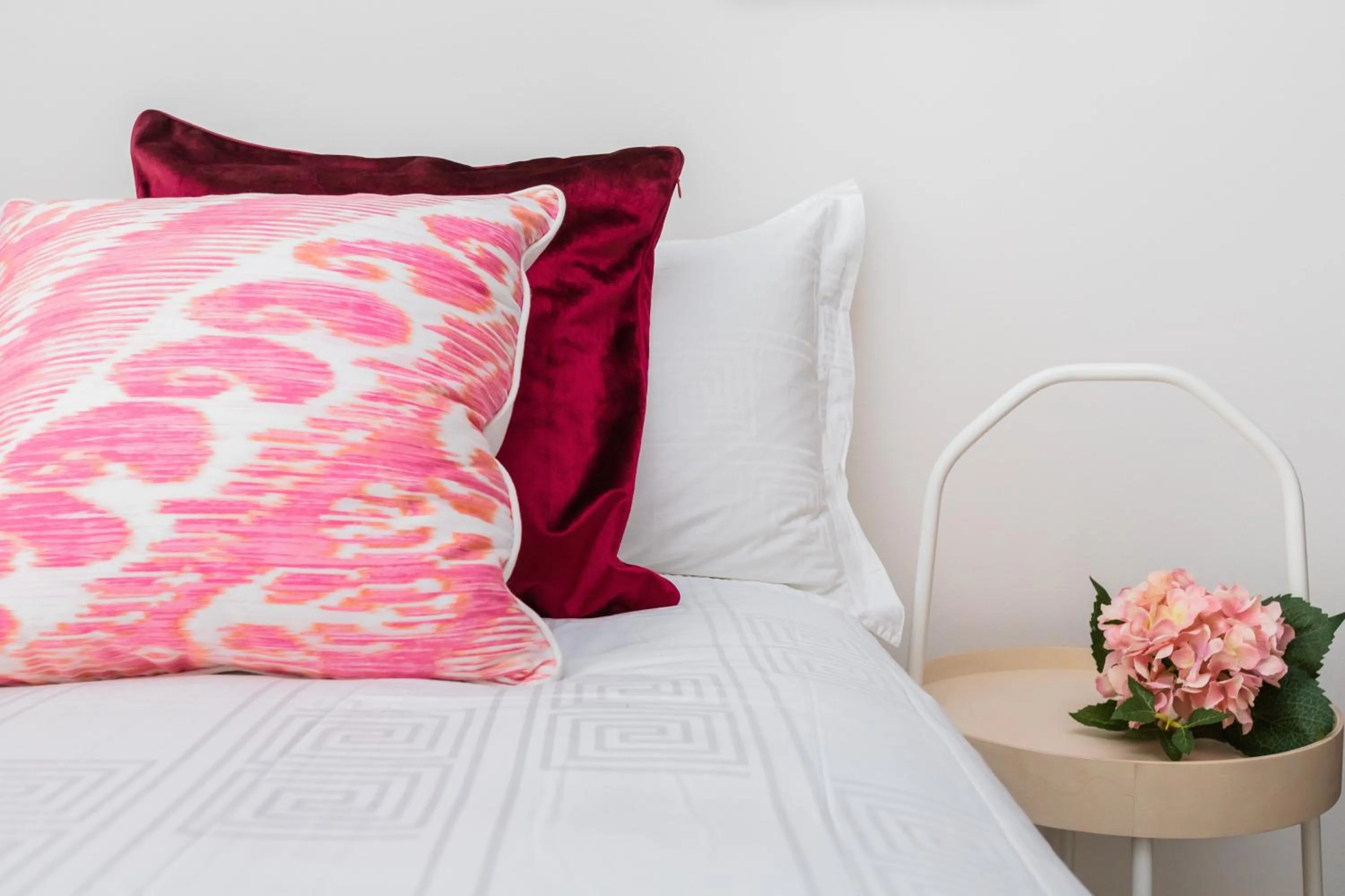 Bed in Hotel Apartment Ueno Inaricho Sta