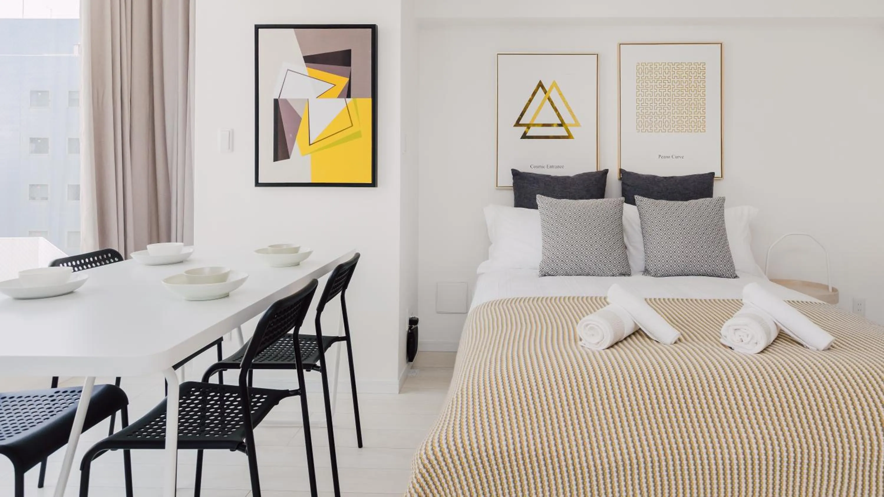 Bed in Hotel Apartment Ueno Inaricho Sta