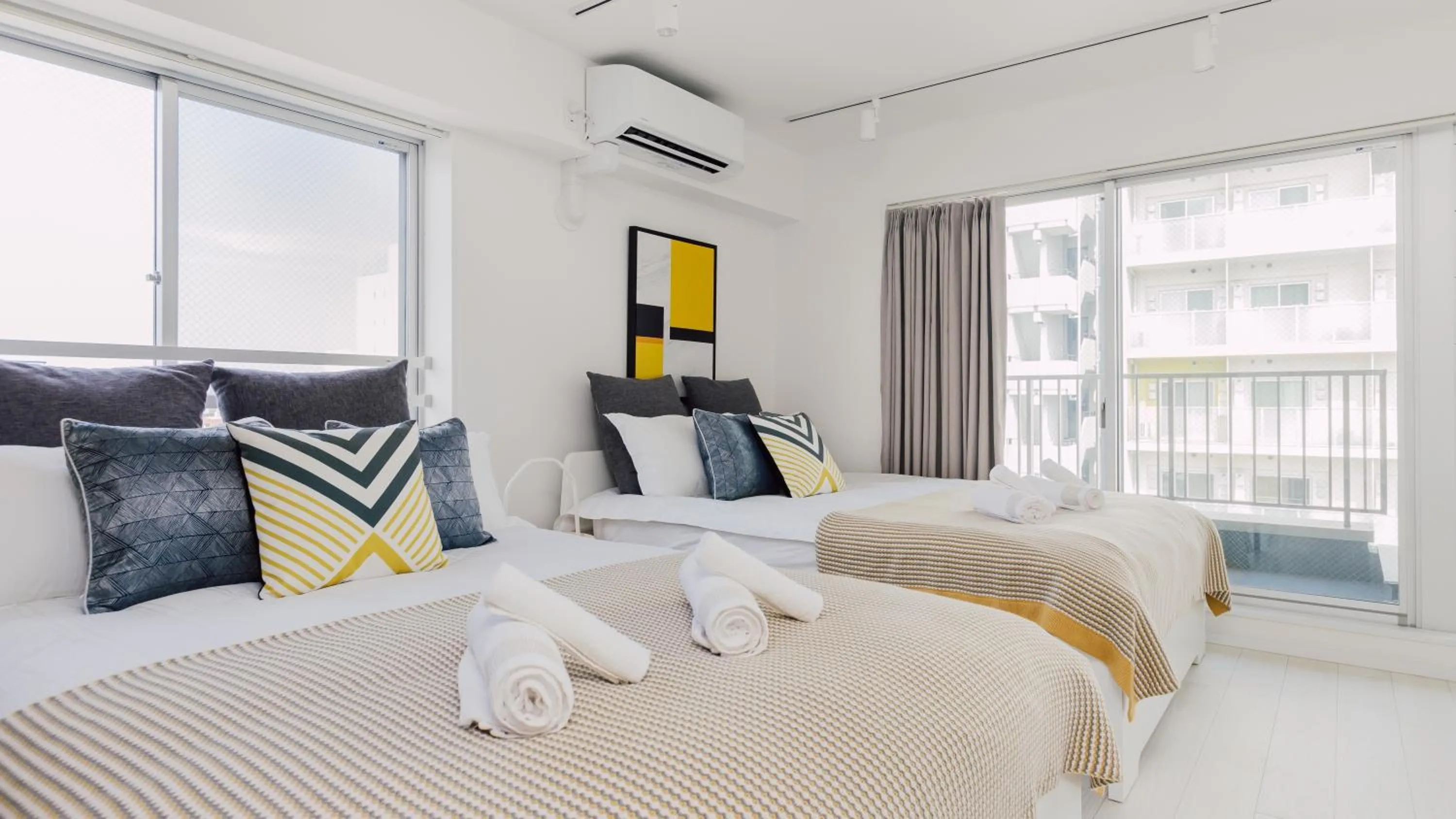 Bed in Hotel Apartment Ueno Inaricho Sta