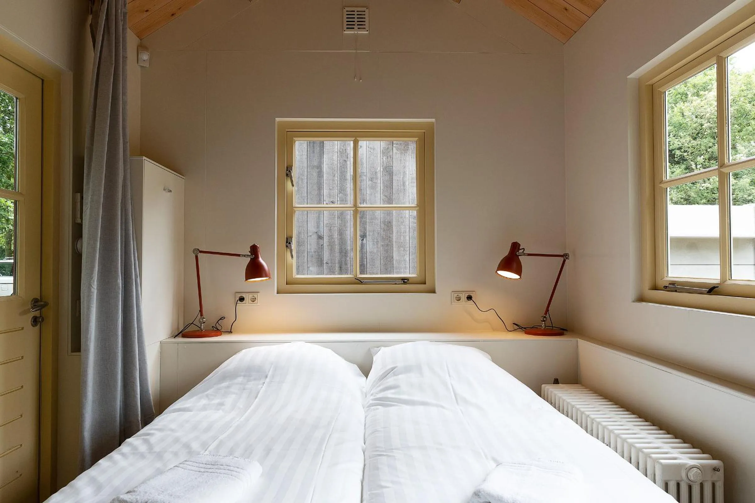 Photo of the whole room, Bed in Bosvilla Kennemerduinen