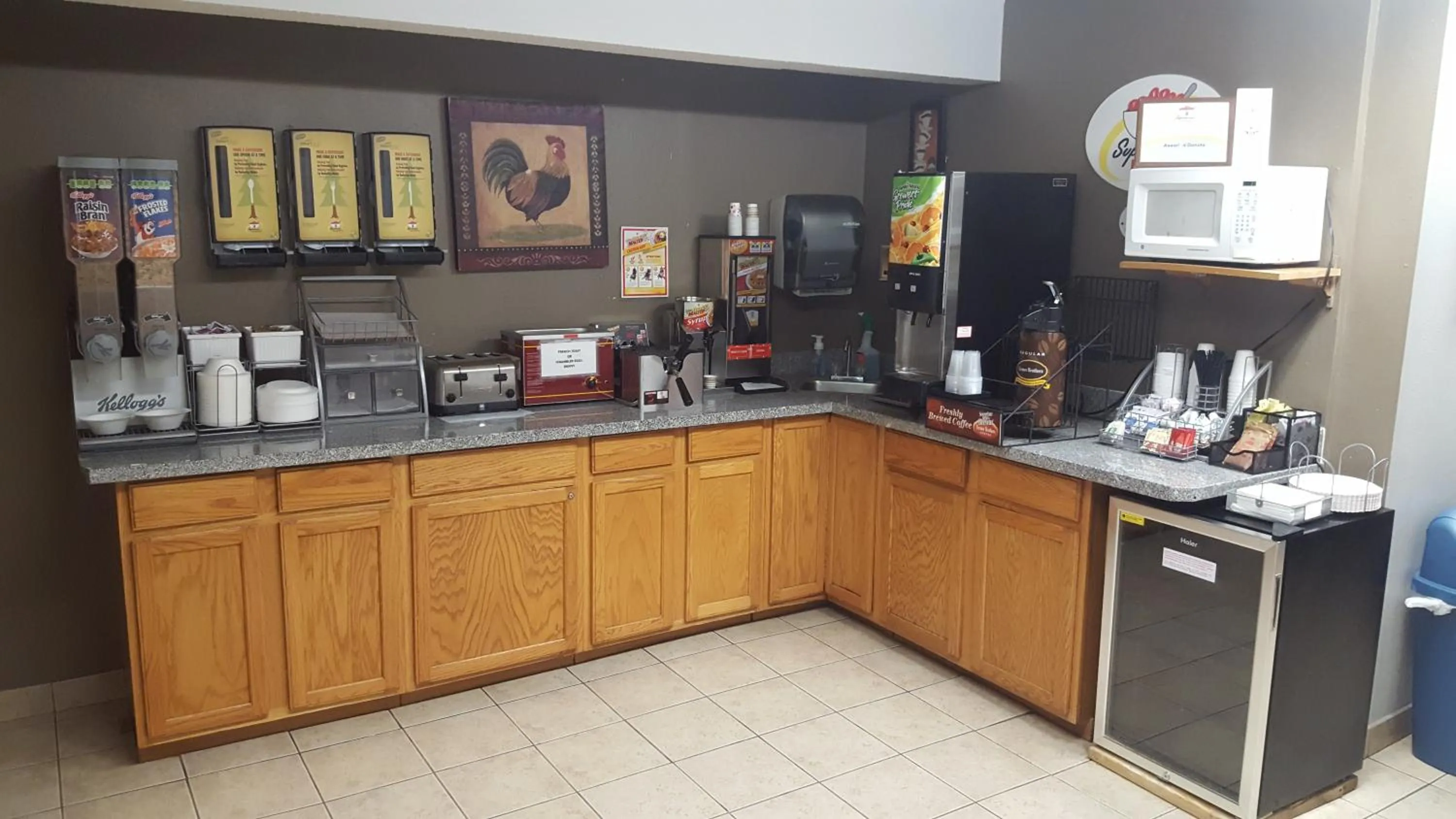 Breakfast in Super 8 by Wyndham Osceola IA