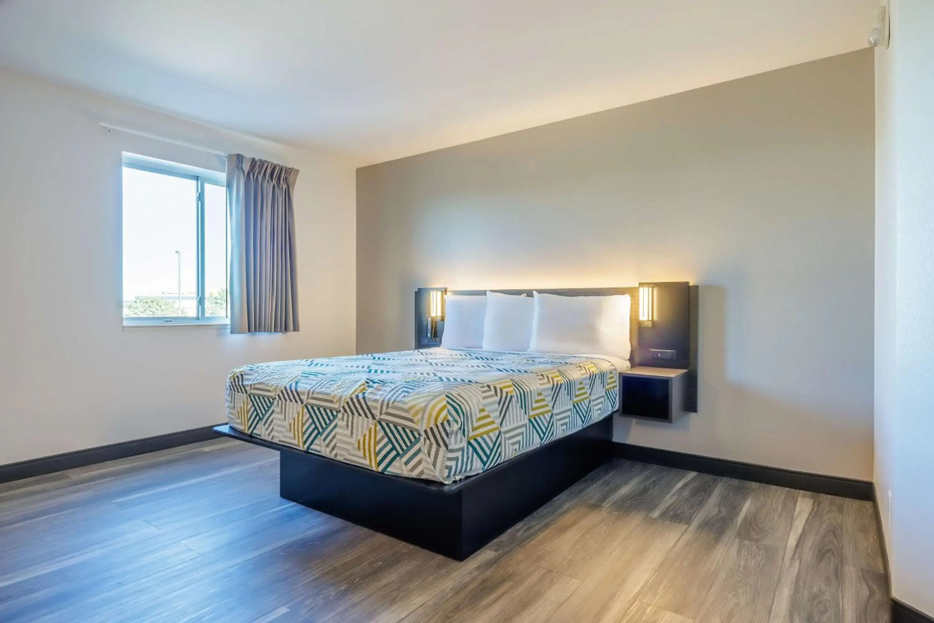 Bedroom in Motel 6-Grand Island, NE Bedroom in Motel 6-Grand Island, NE