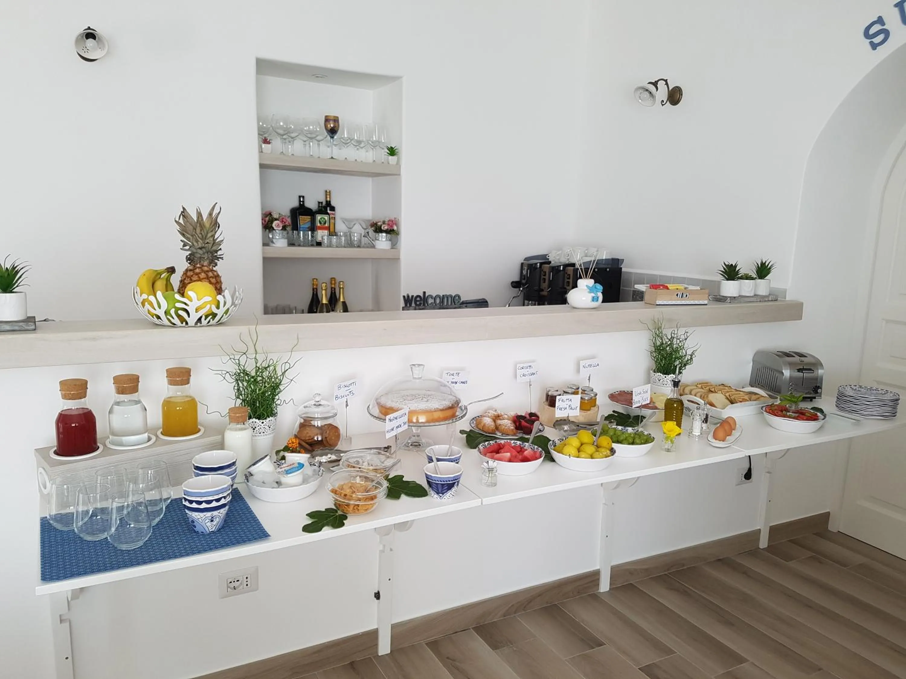 Breakfast in B&B Sunrise