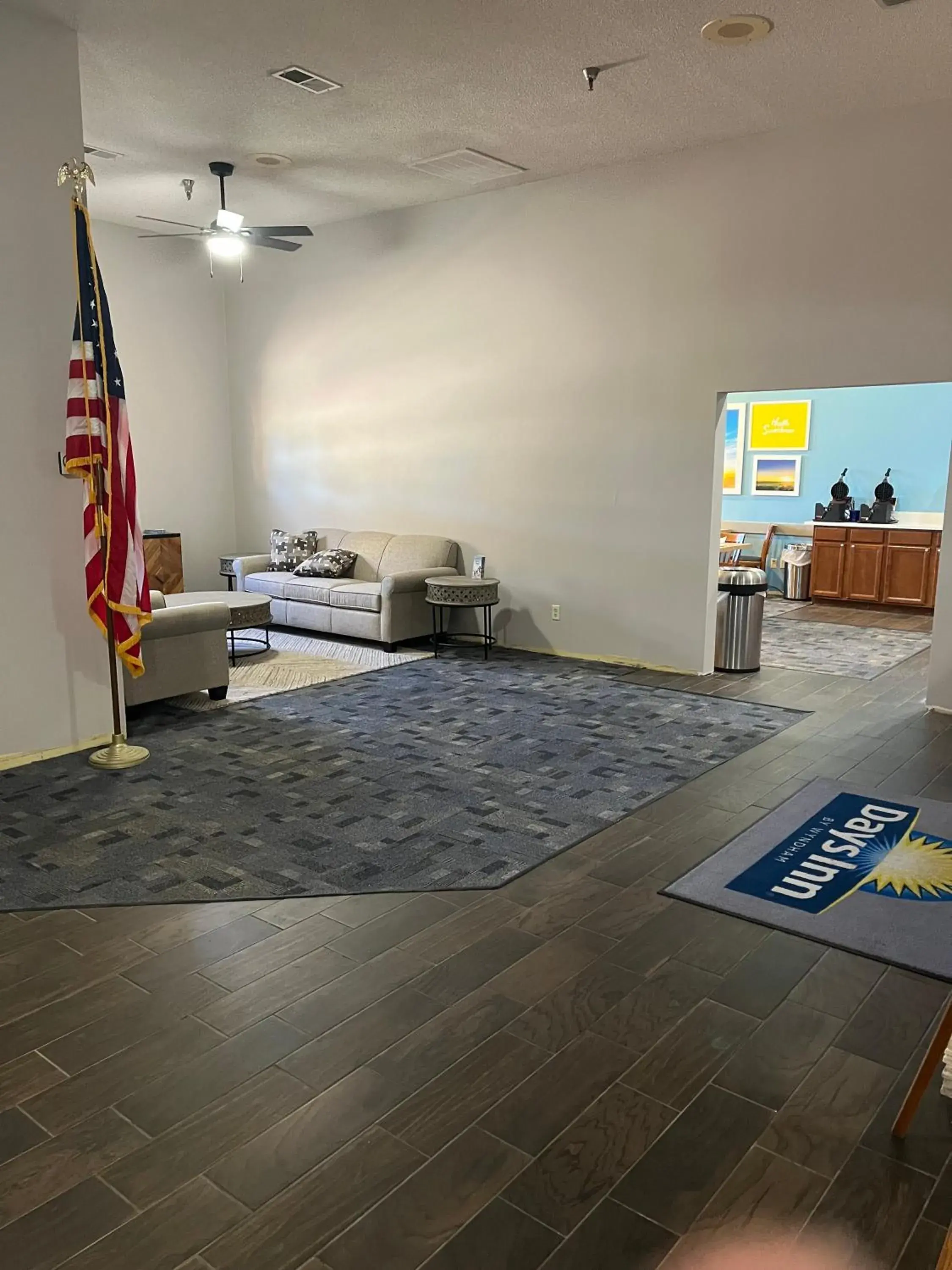 Property building, Bed in Days Inn by Wyndham Hutchinson Property building, Bed in Days Inn by Wyndham Hutchinson