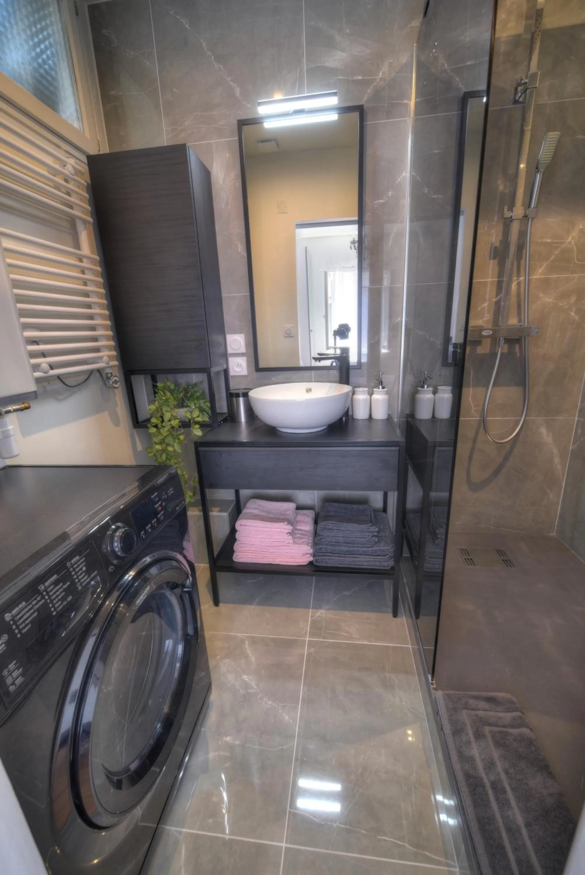 Bathroom in La petite Venise