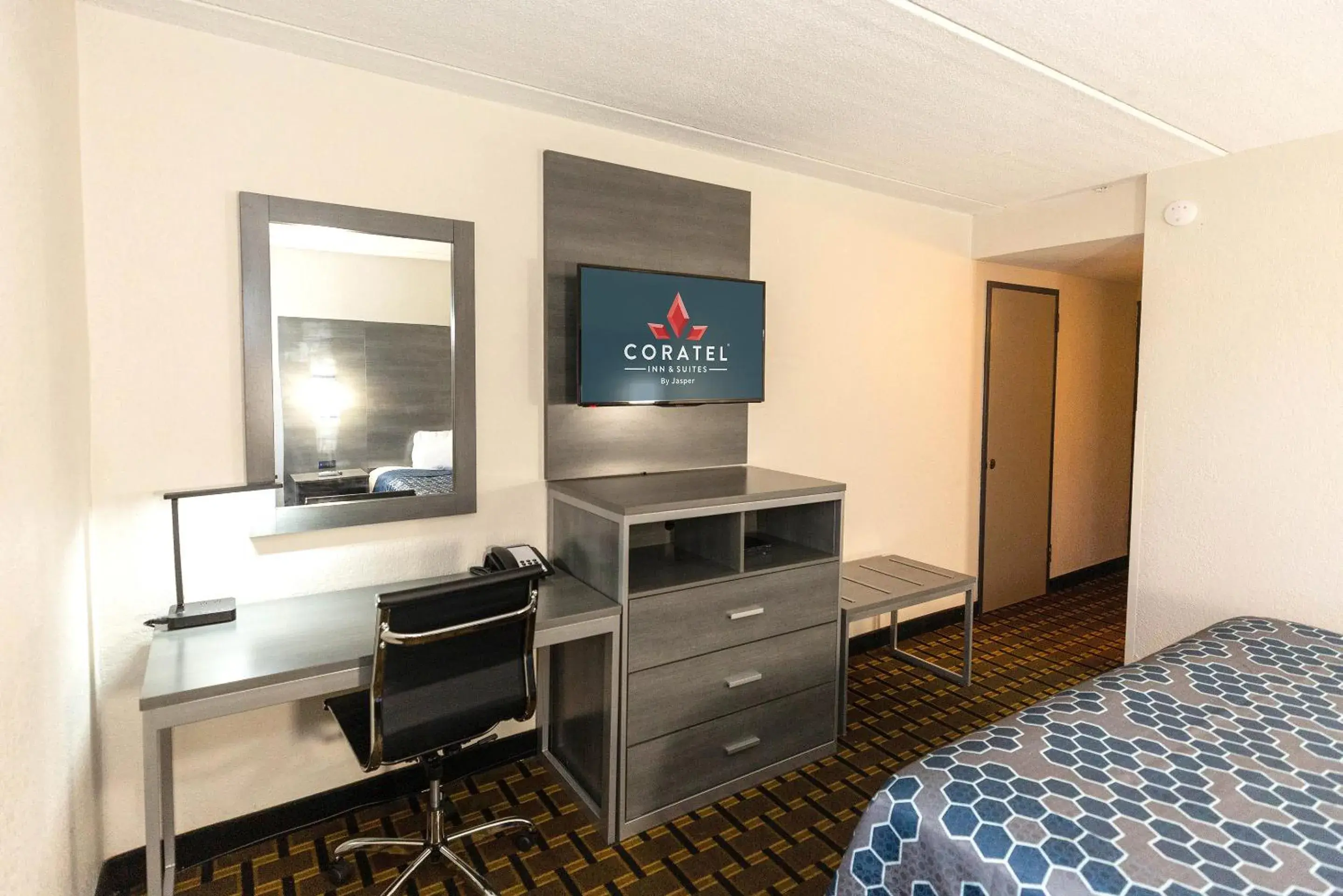 Bed in Coratel Inn & Suites by Jasper Mankato Bed in Coratel Inn & Suites by Jasper Mankato