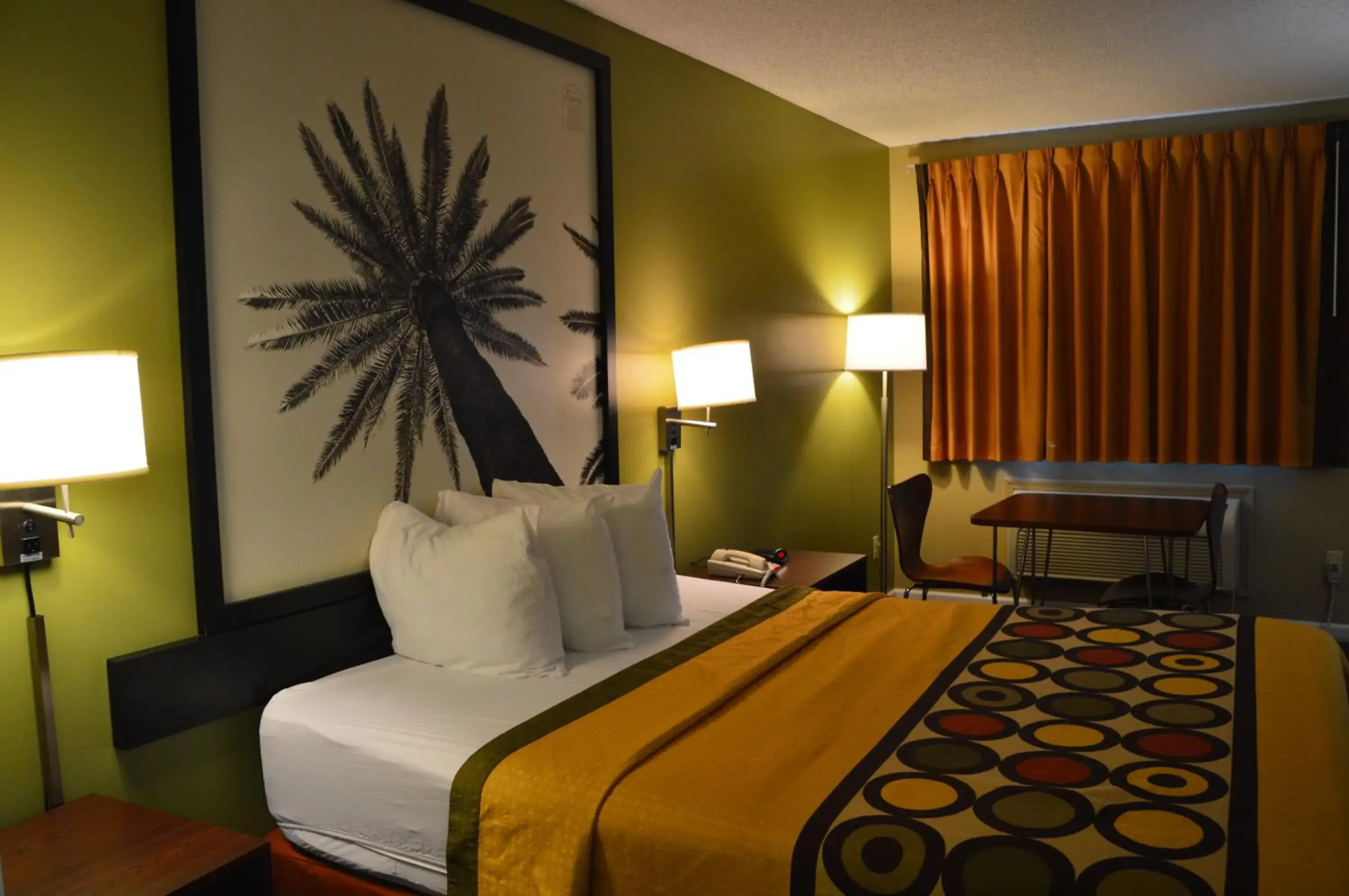 Photo of the whole room, Bed in Super 8 by Wyndham Monticello Photo of the whole room, Bed in Super 8 by Wyndham Monticello