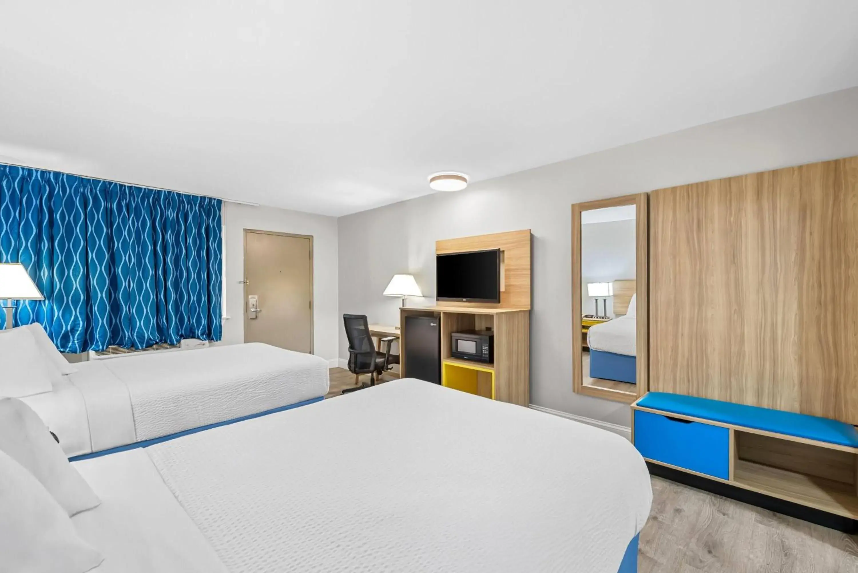 Bed in Days Inn by Wyndham Chesapeake Bed in Days Inn by Wyndham Chesapeake