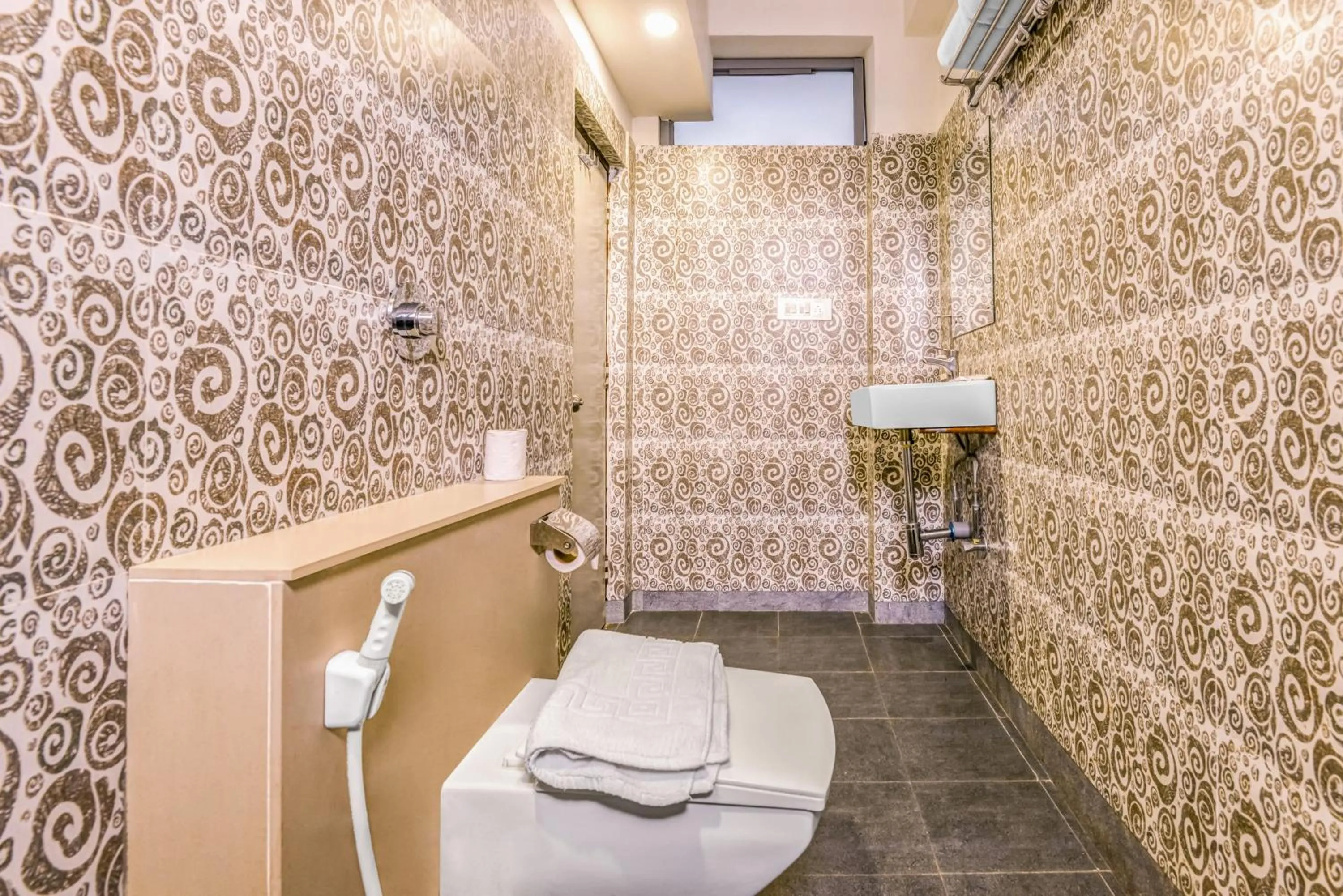 Bathroom in Mount Amara Hotel & Spa, Siliguri