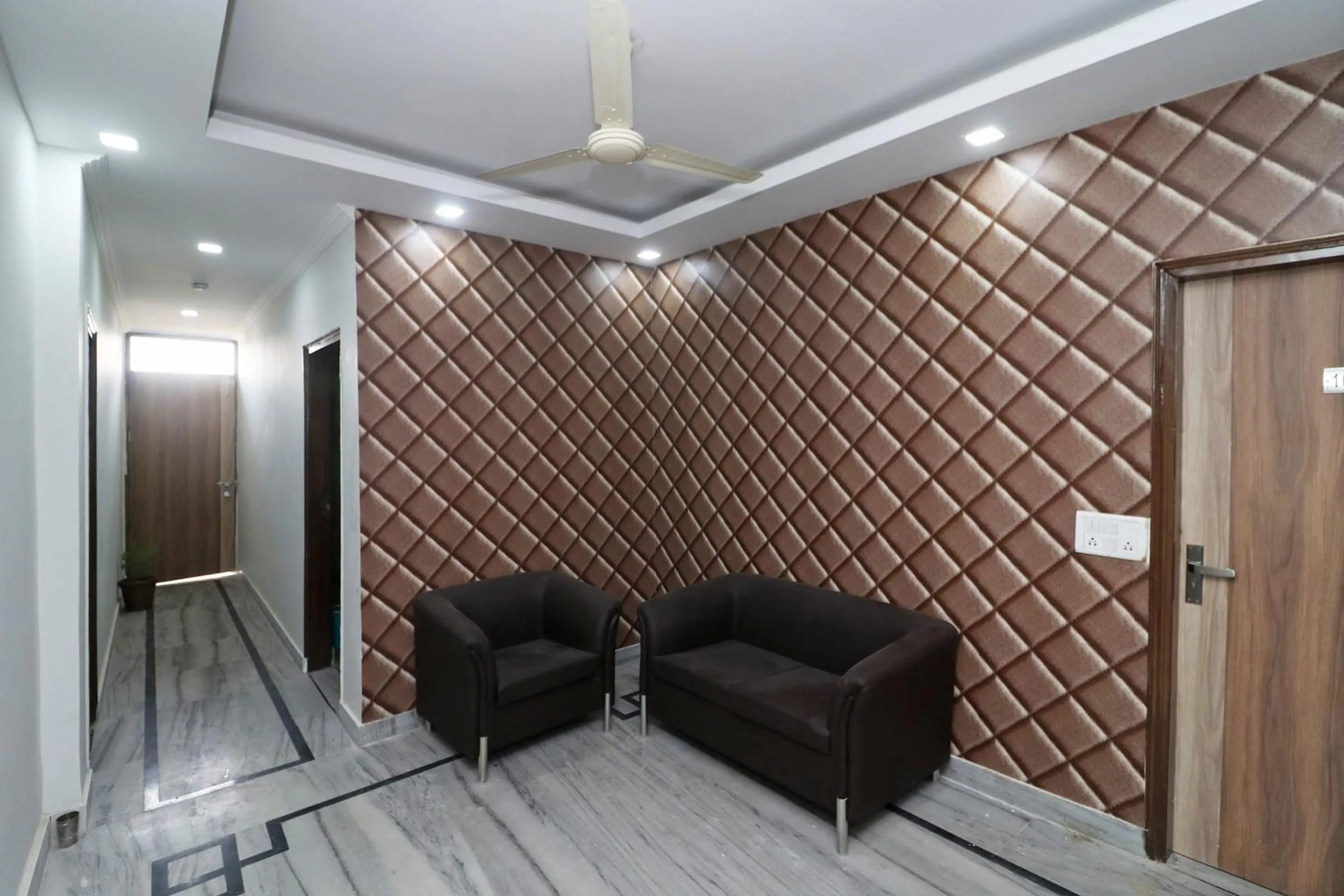 Super Capital O Esscon House Near Payal Cinema