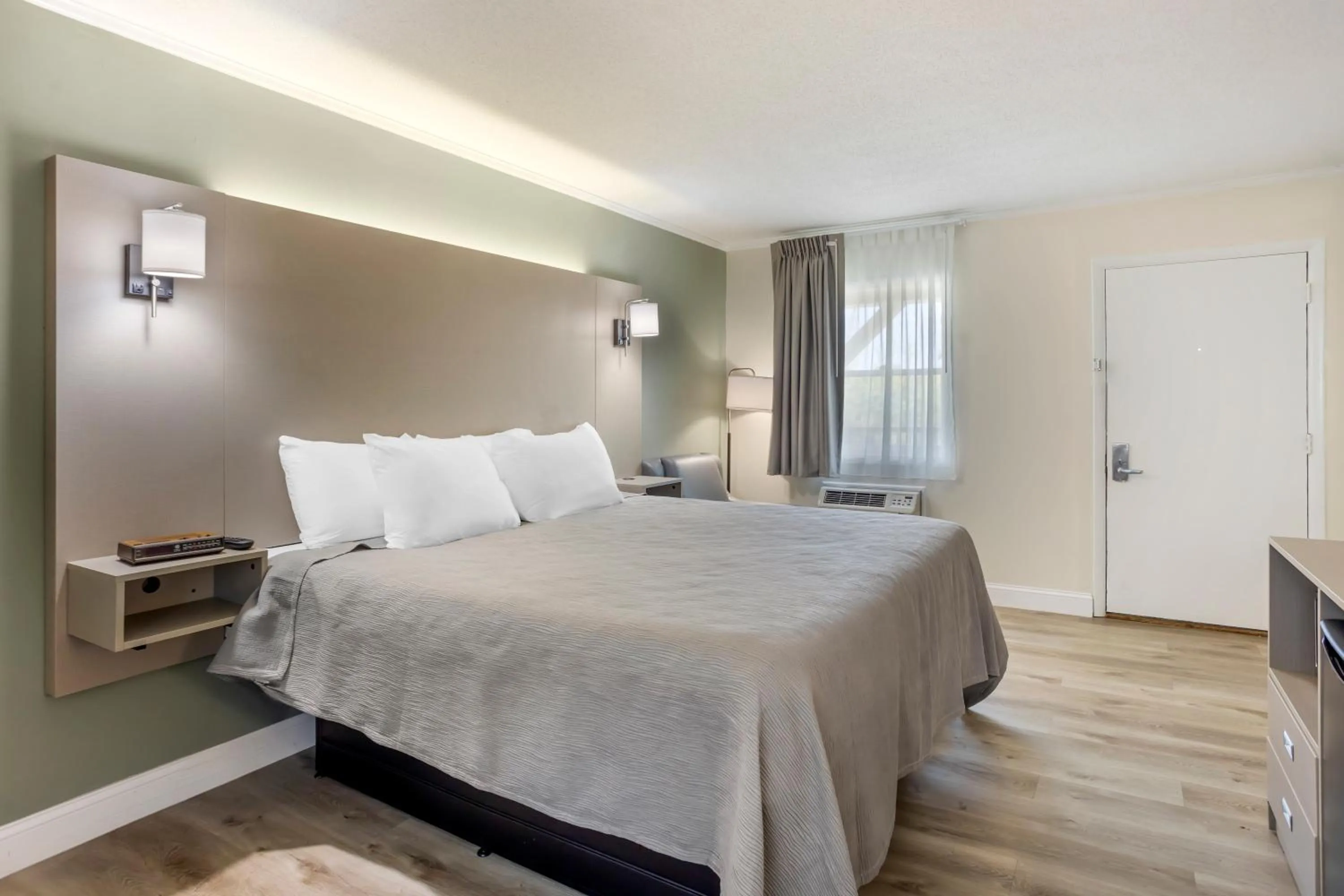 Bedroom, Bed in Mill Stream Country Inn