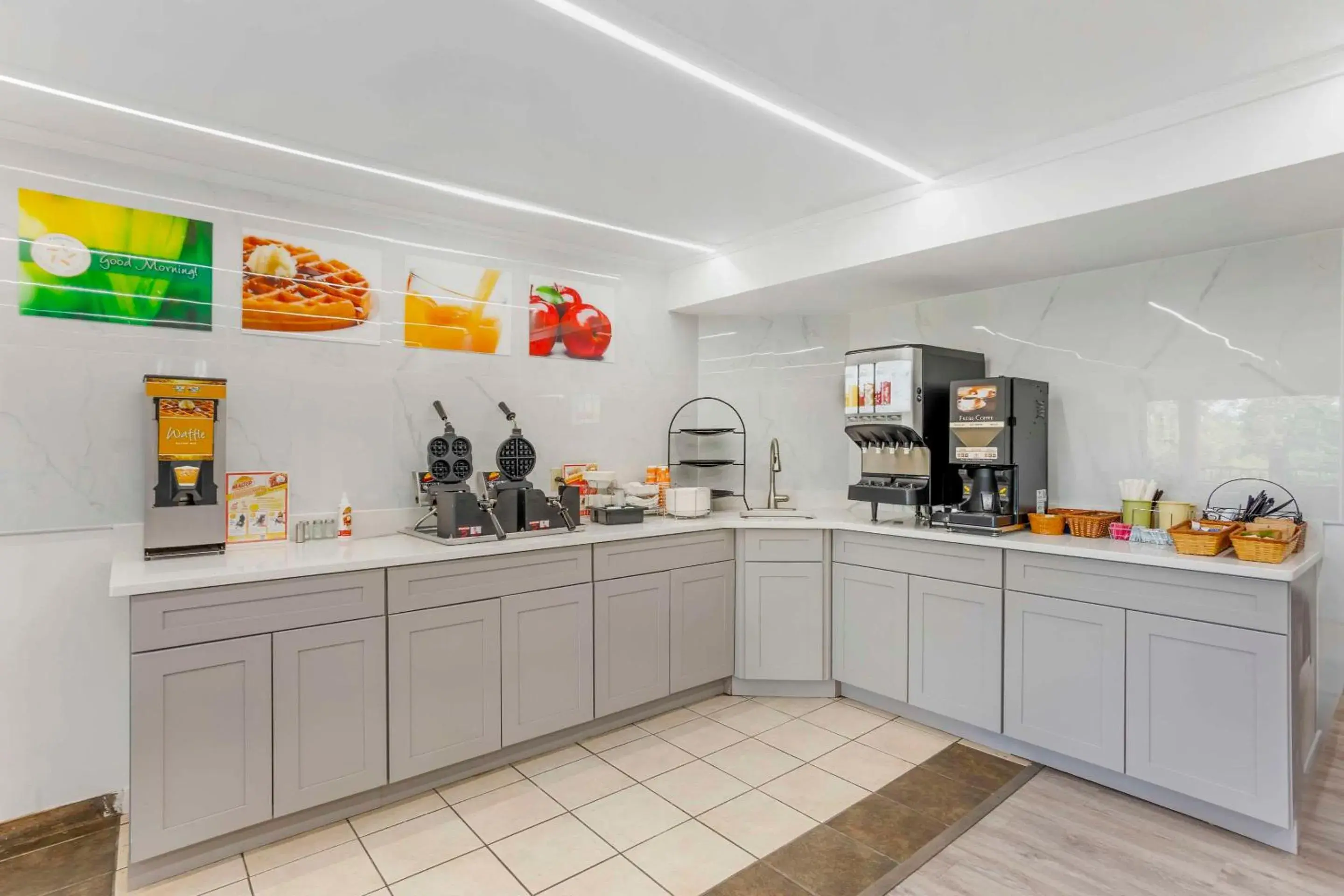 Breakfast in Mill Stream Country Inn Breakfast in Mill Stream Country Inn