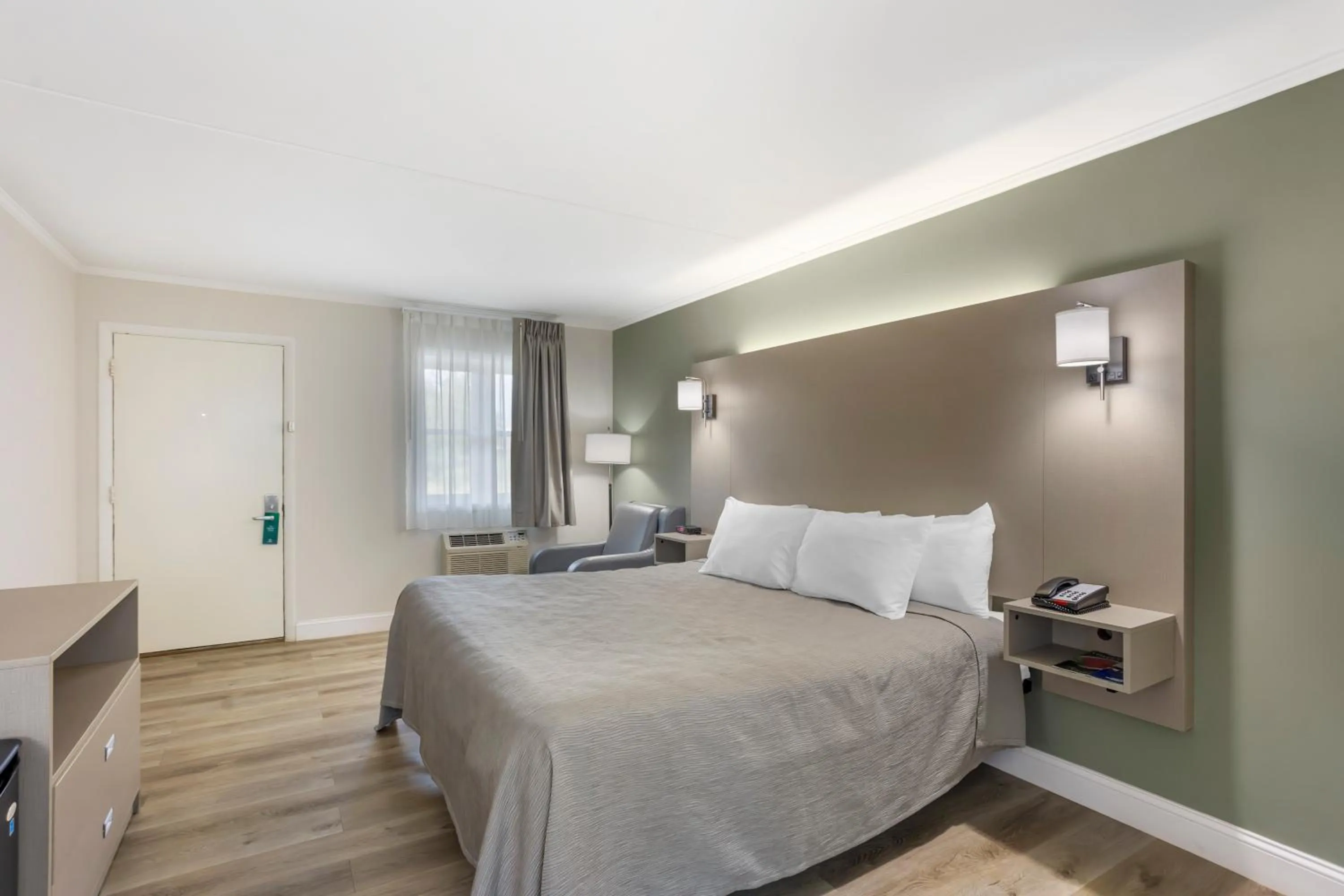 Bedroom, Bed in Mill Stream Country Inn