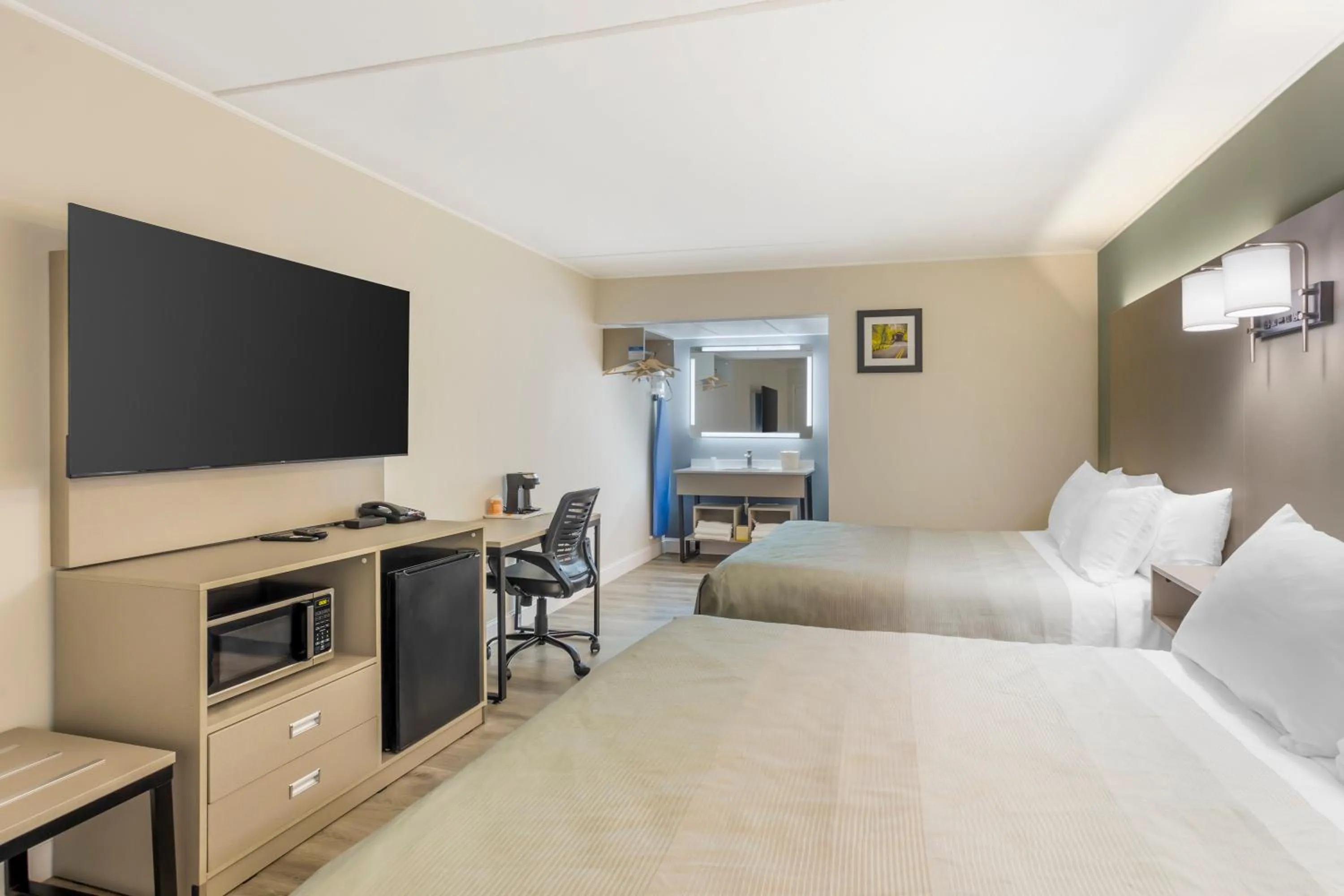 Bedroom, Bed in Mill Stream Country Inn