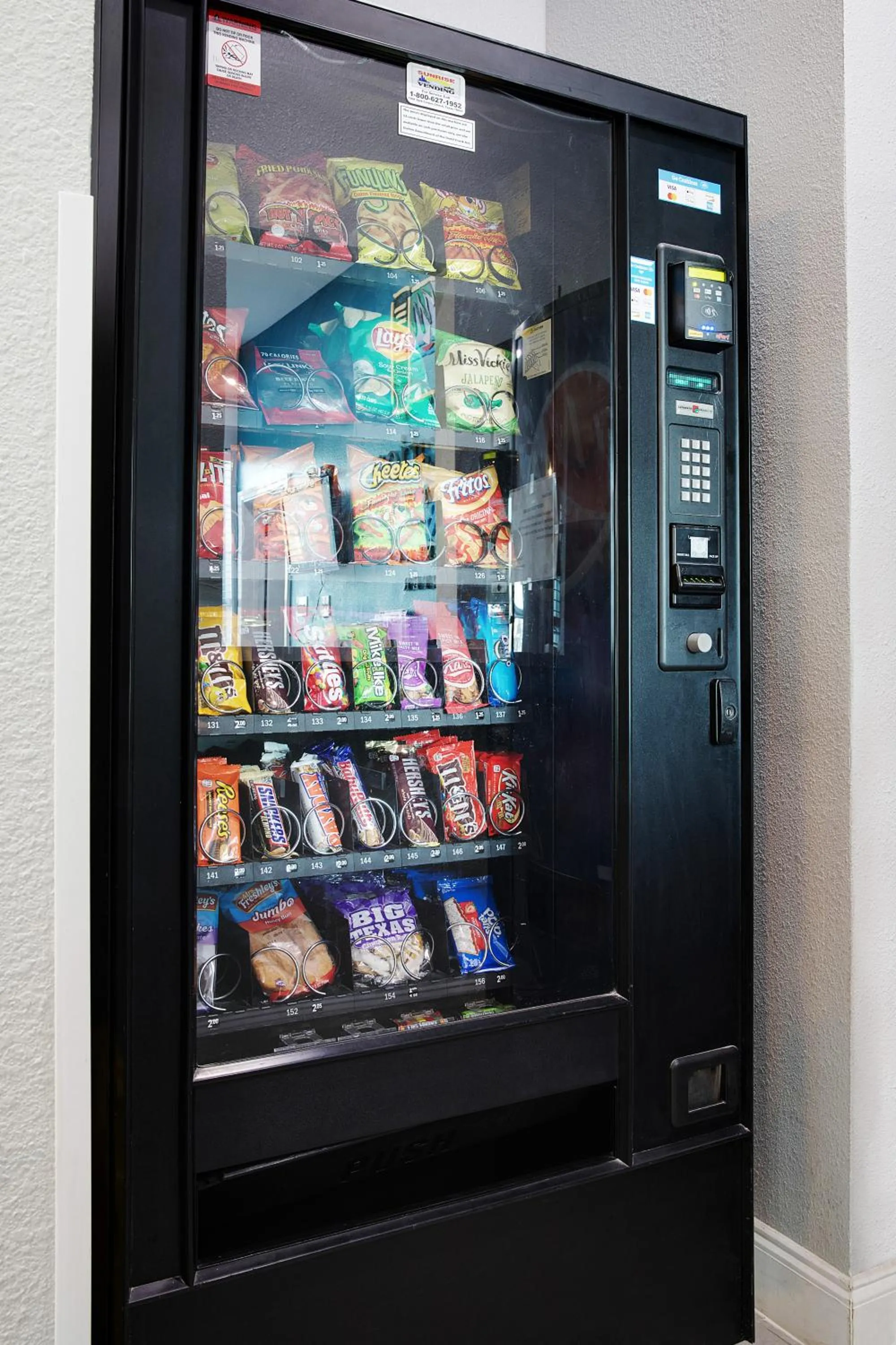 vending machine in Plantation Suites and Conference Center