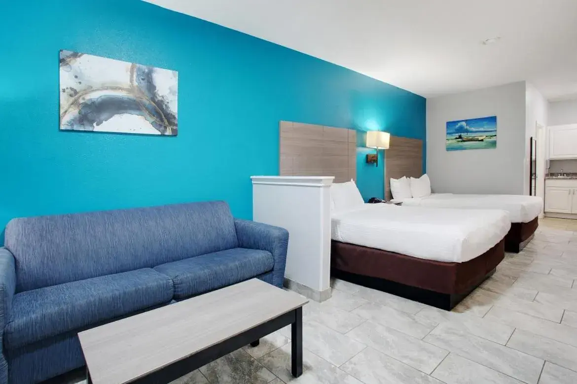 Photo of the whole room, Bed in Plantation Suites and Conference Center Photo of the whole room, Bed in Plantation Suites and Conference Center