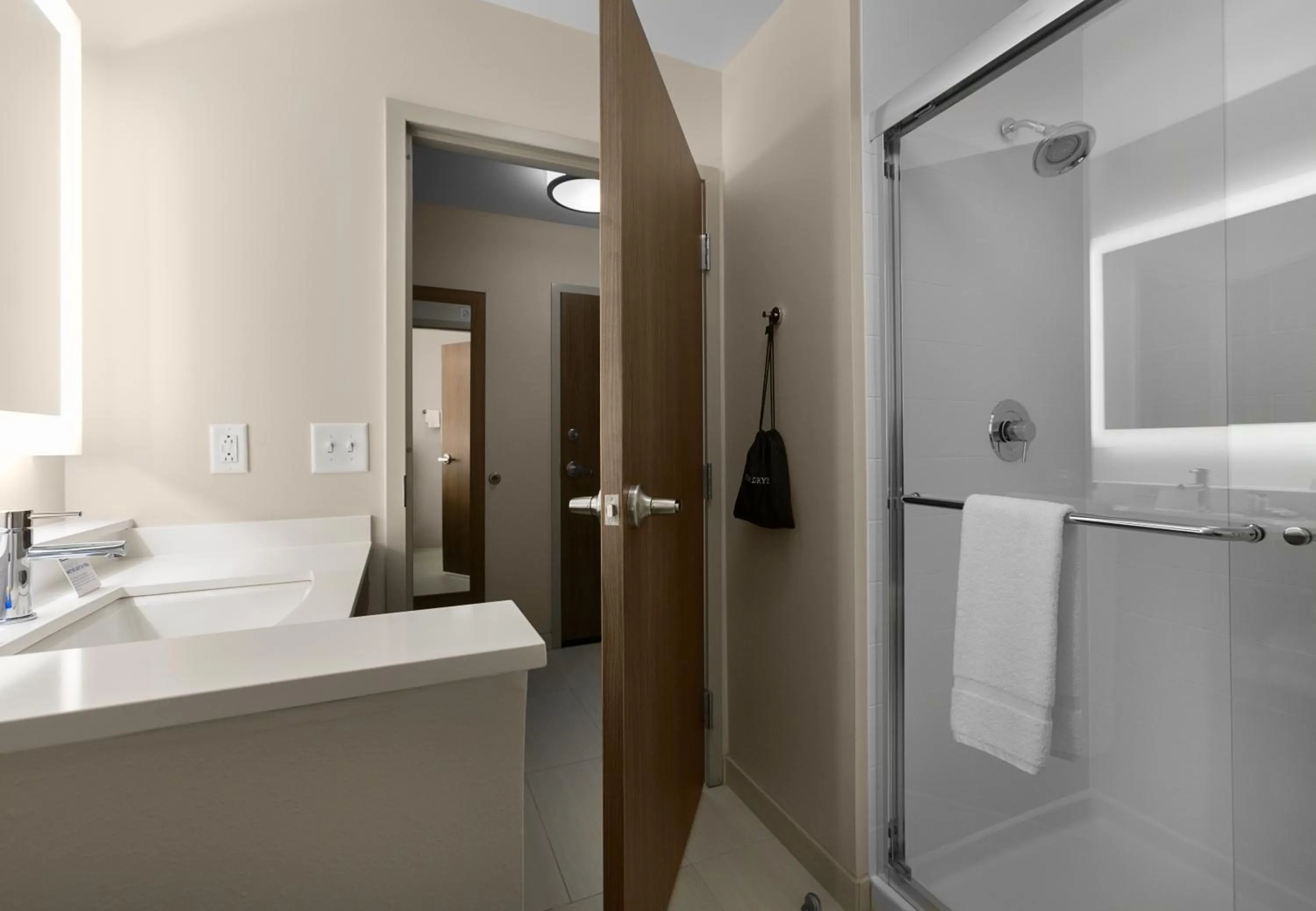 Bathroom in Holiday Inn Express & Suites - Fayetteville South by IHG