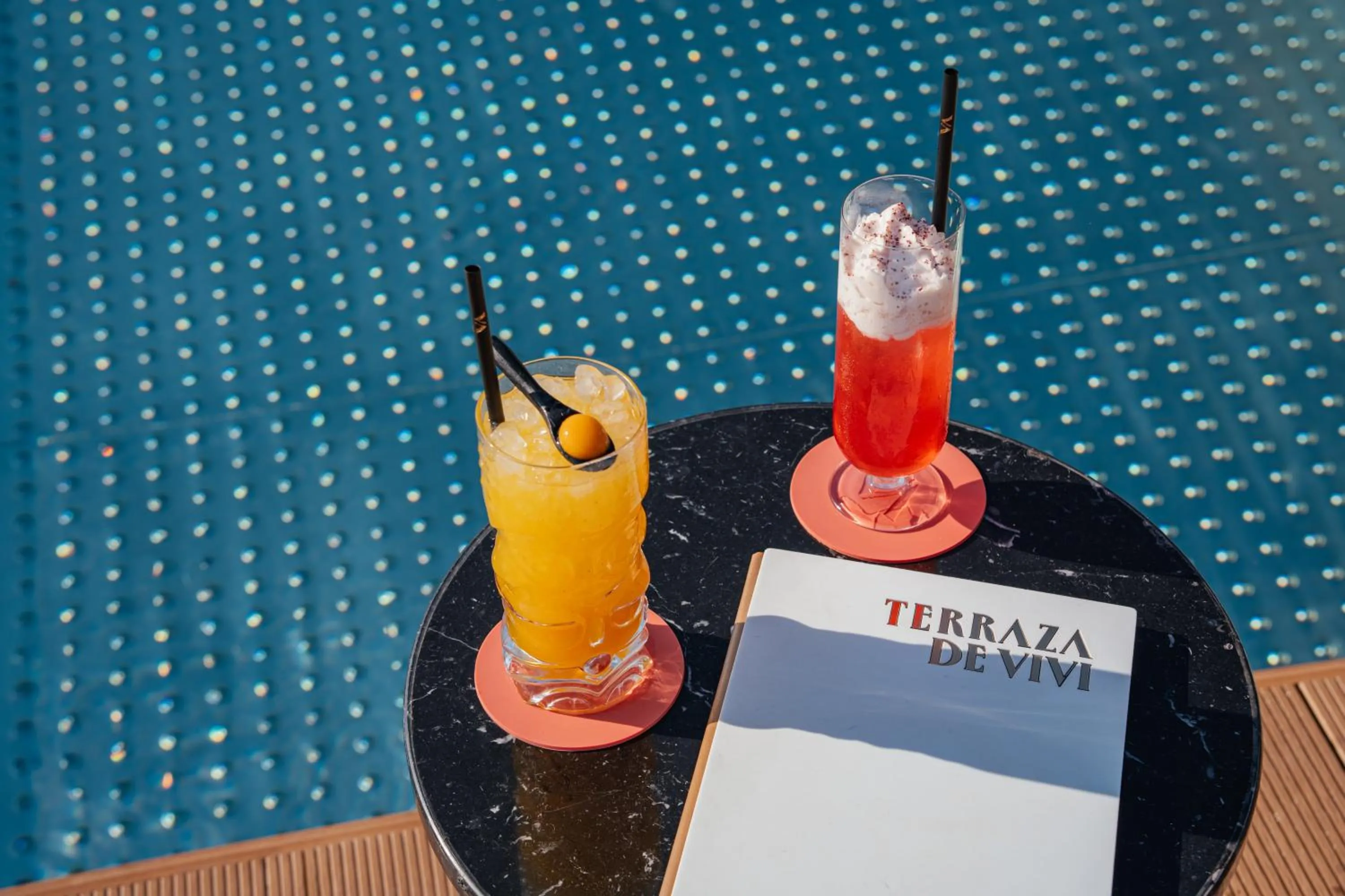 Swimming pool in Kimpton Vividora Hotel by IHG