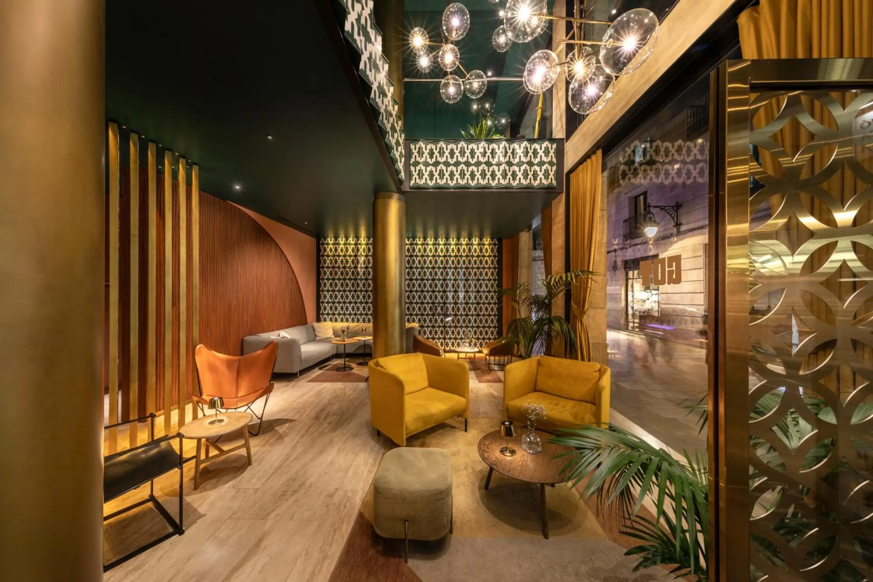 Lounge or bar in Kimpton Vividora Hotel by IHG Lounge or bar in Kimpton Vividora Hotel by IHG
