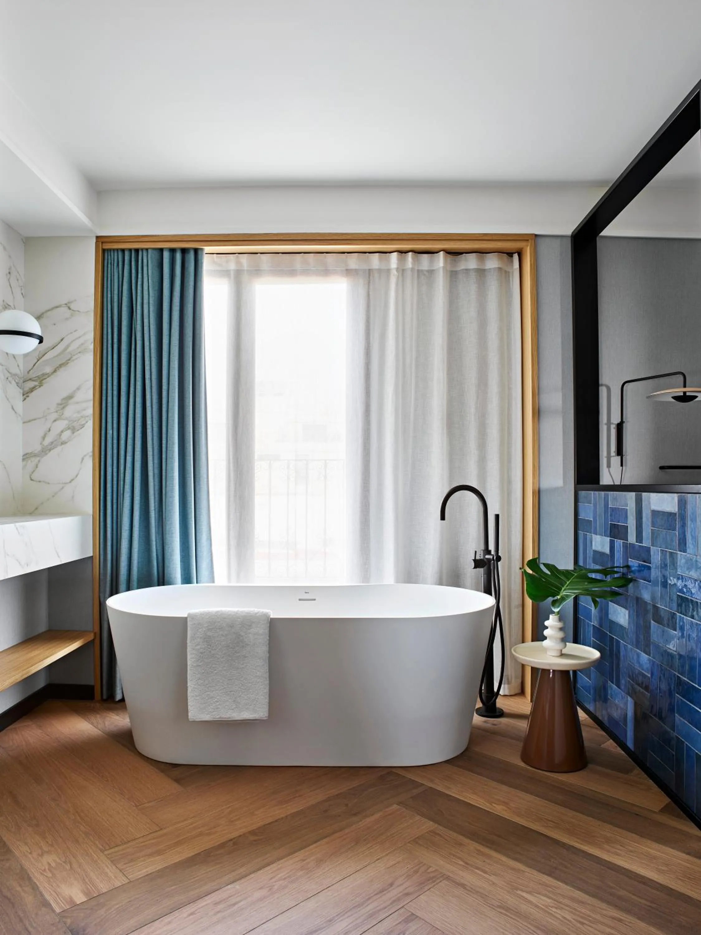 Bathroom, Bed in Kimpton Vividora Hotel by IHG