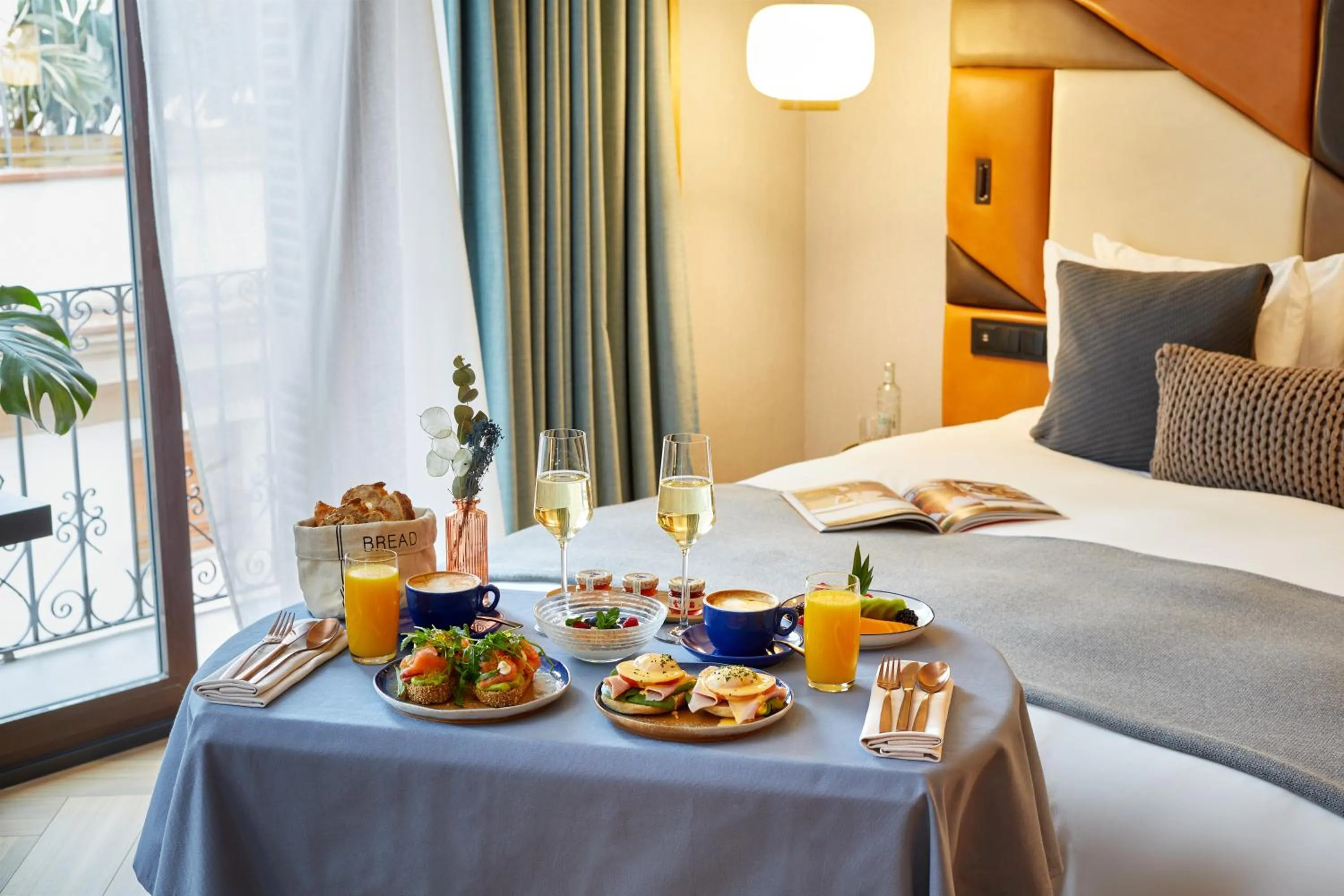 Bed in Kimpton Vividora Hotel by IHG