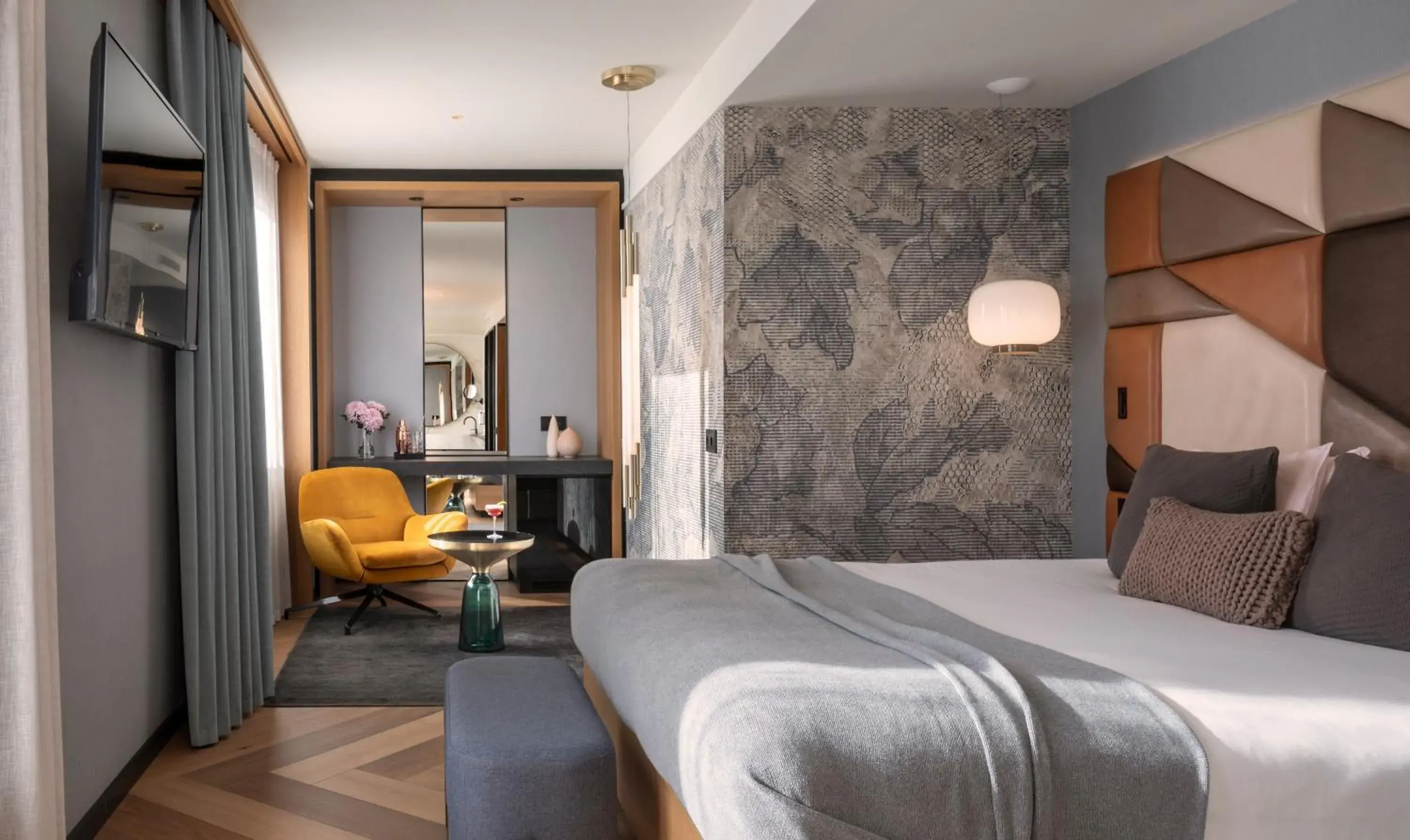 Bedroom, Bed in Kimpton Vividora Hotel by IHG Bedroom, Bed in Kimpton Vividora Hotel by IHG