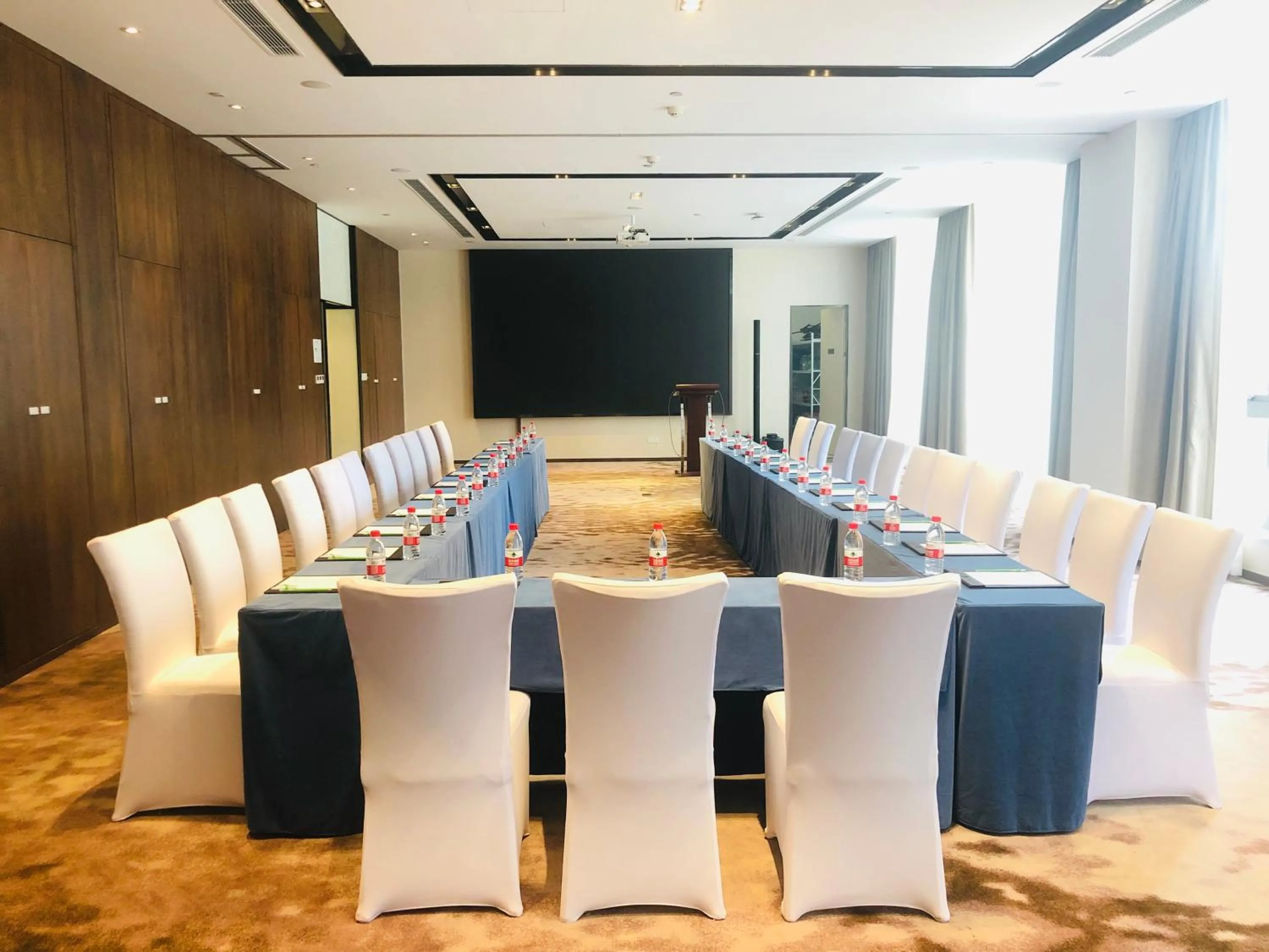 Meeting/conference room in Holiday Inn Kunshan, an IHG Hotel