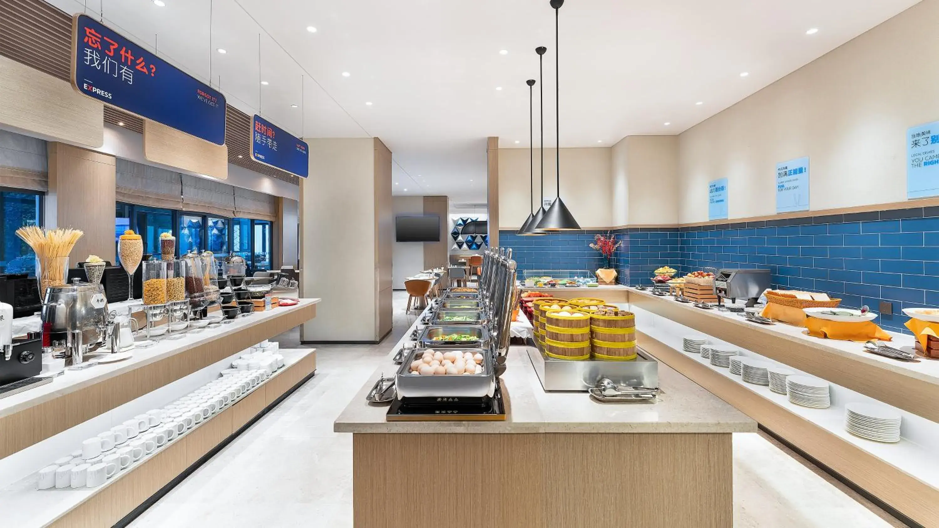 Breakfast in Holiday Inn Express Kunming West by IHG Breakfast in Holiday Inn Express Kunming West by IHG