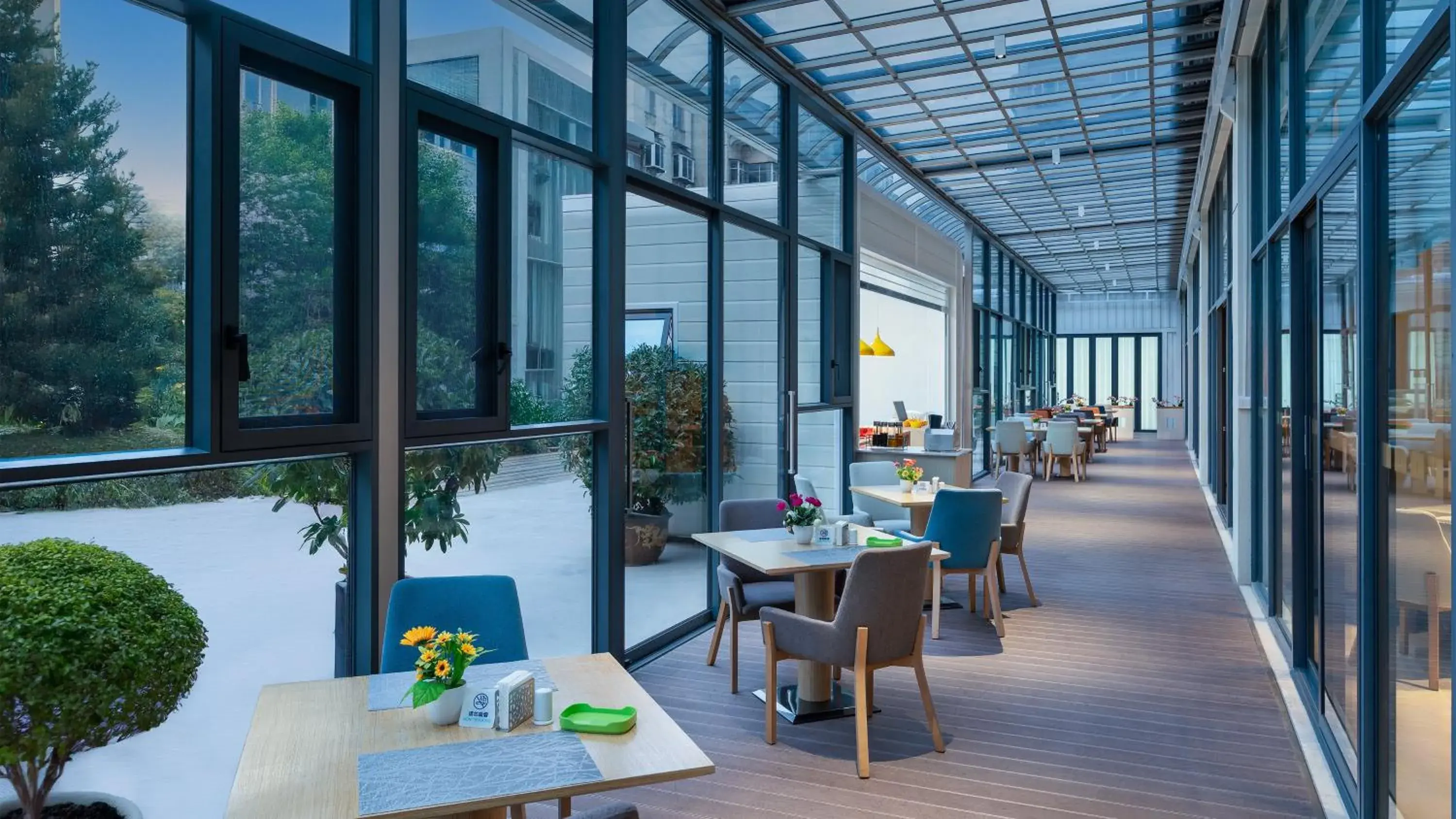 Restaurant/places to eat in Holiday Inn Express Kunming West by IHG Restaurant/places to eat in Holiday Inn Express Kunming West by IHG