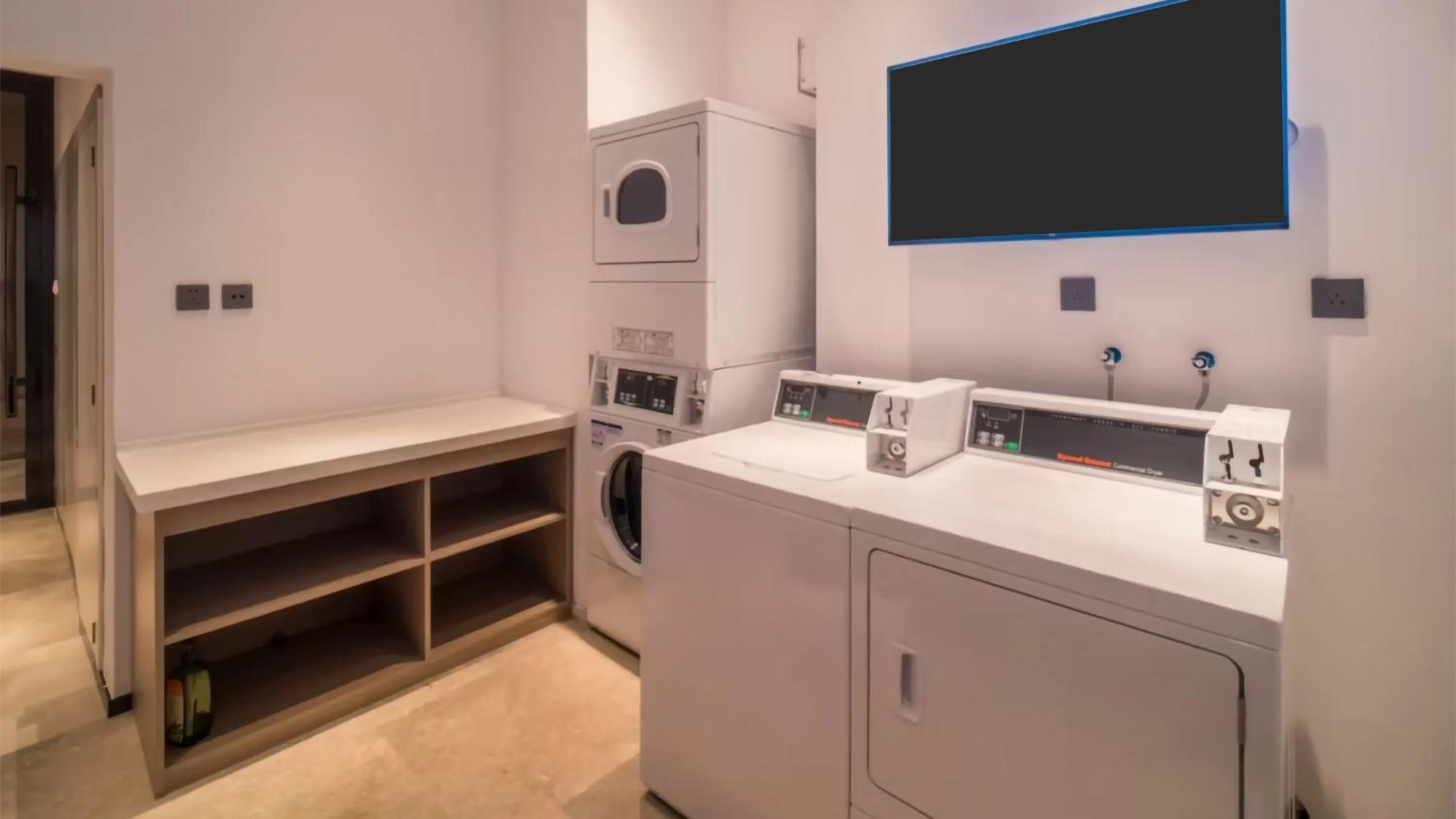 Other, Bed in Holiday Inn Express Kunming West by IHG