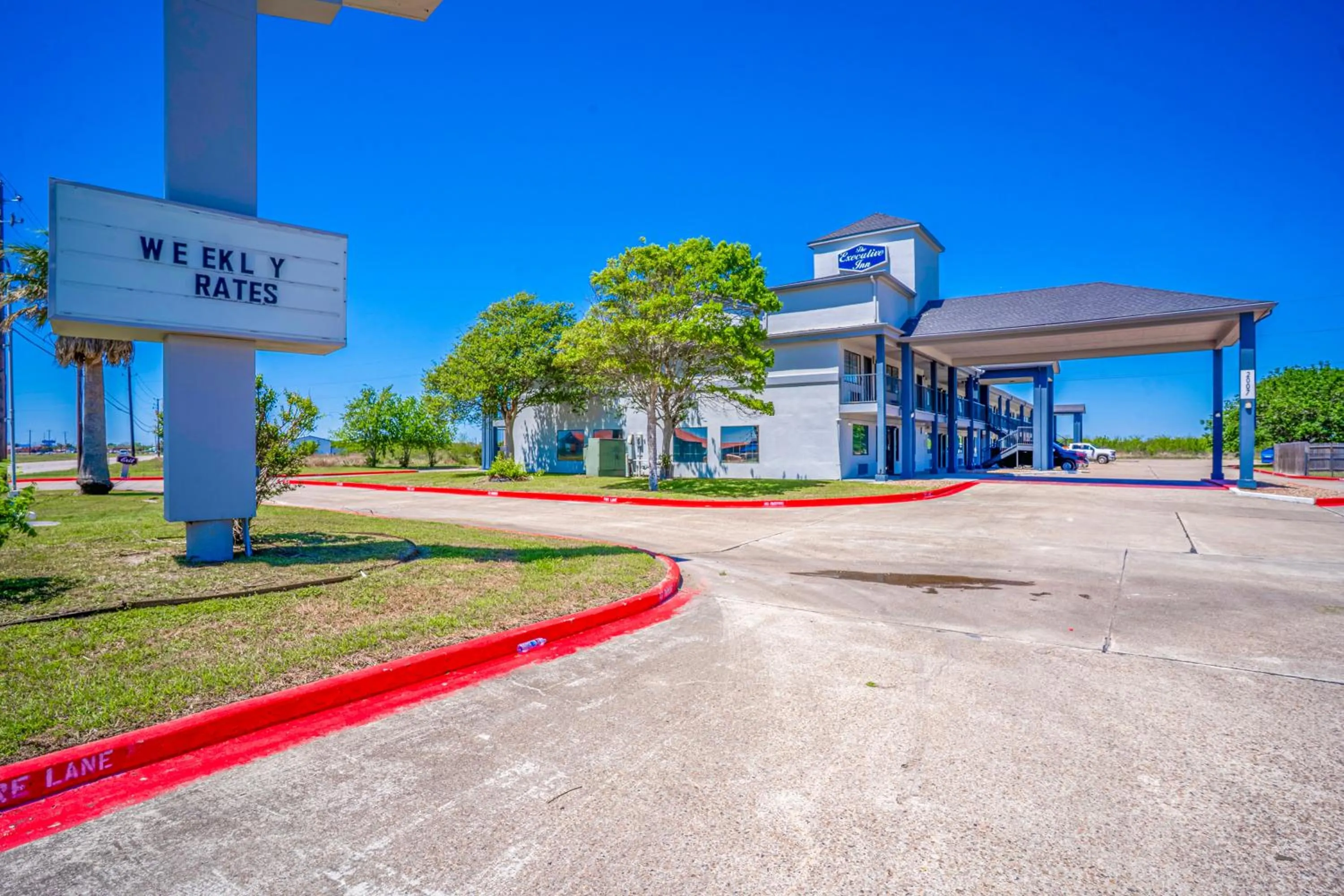 Facade/entrance in Executive Inn Port Lavaca by OYO