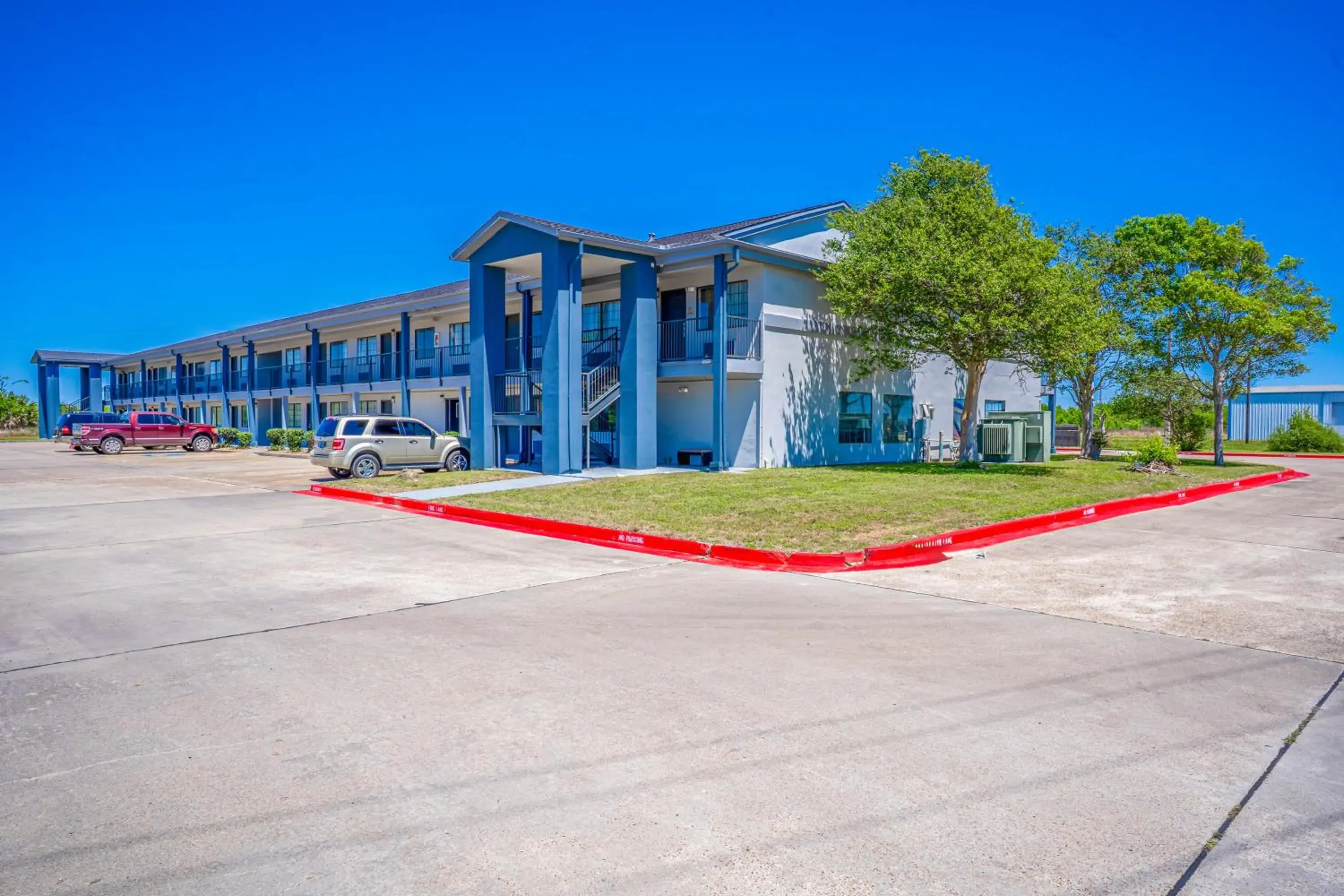 Property building in Executive Inn Port Lavaca by OYO Property building in Executive Inn Port Lavaca by OYO