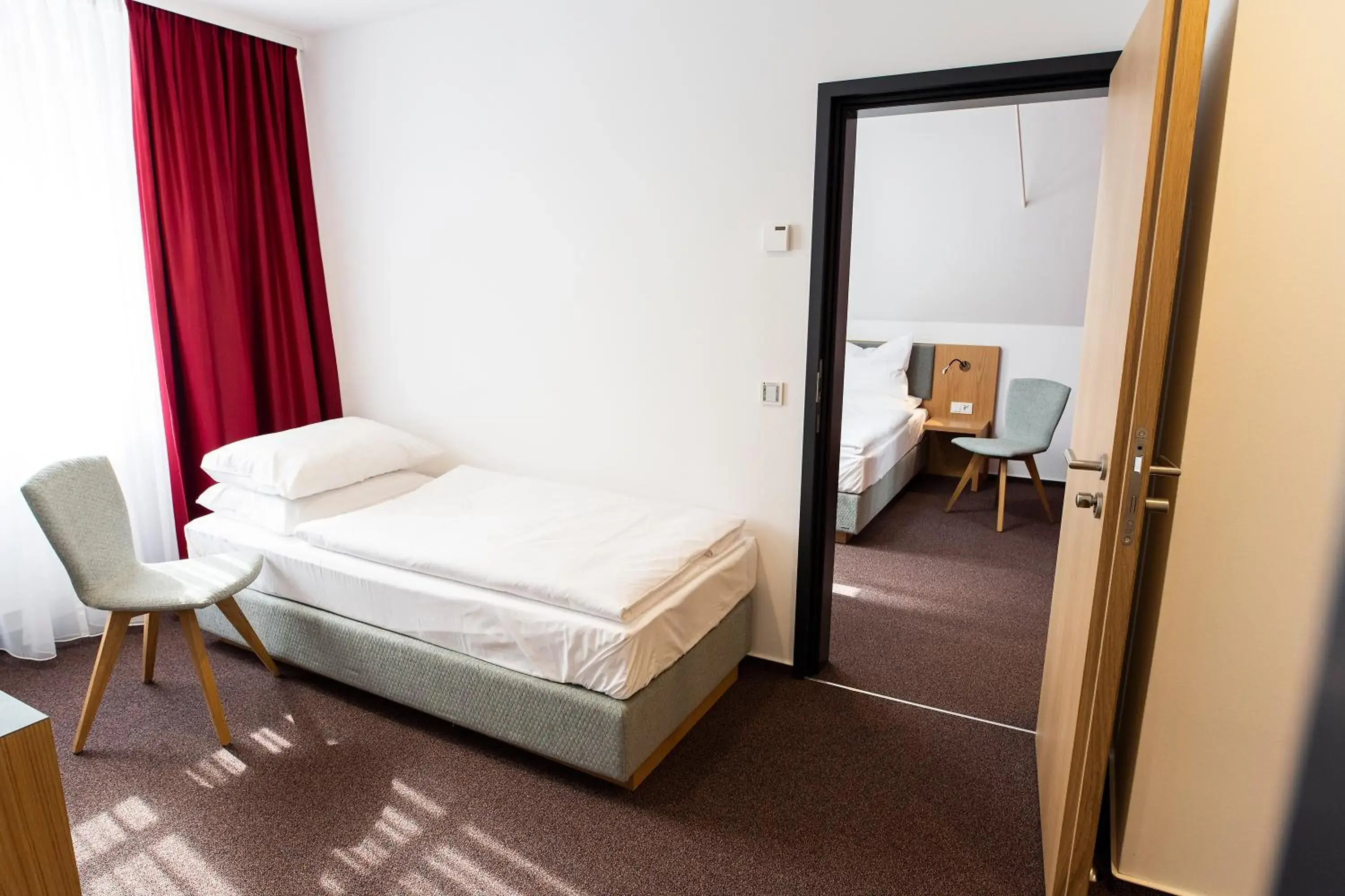 Deluxe Triple Room in Hotel Kloster Eberbach Deluxe Triple Room in Hotel Kloster Eberbach