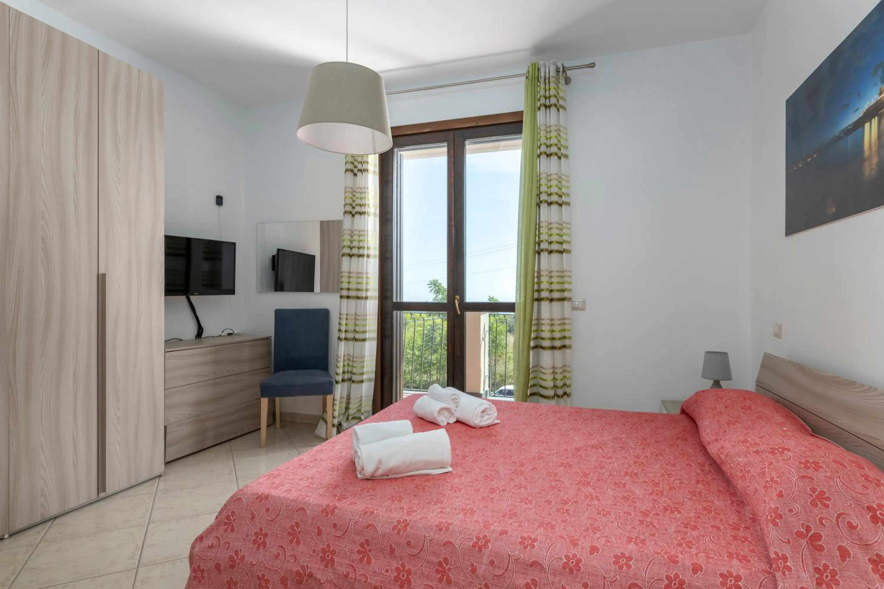 Bedroom, Bed in Villa Vulcano, tra l'Etna e il mare