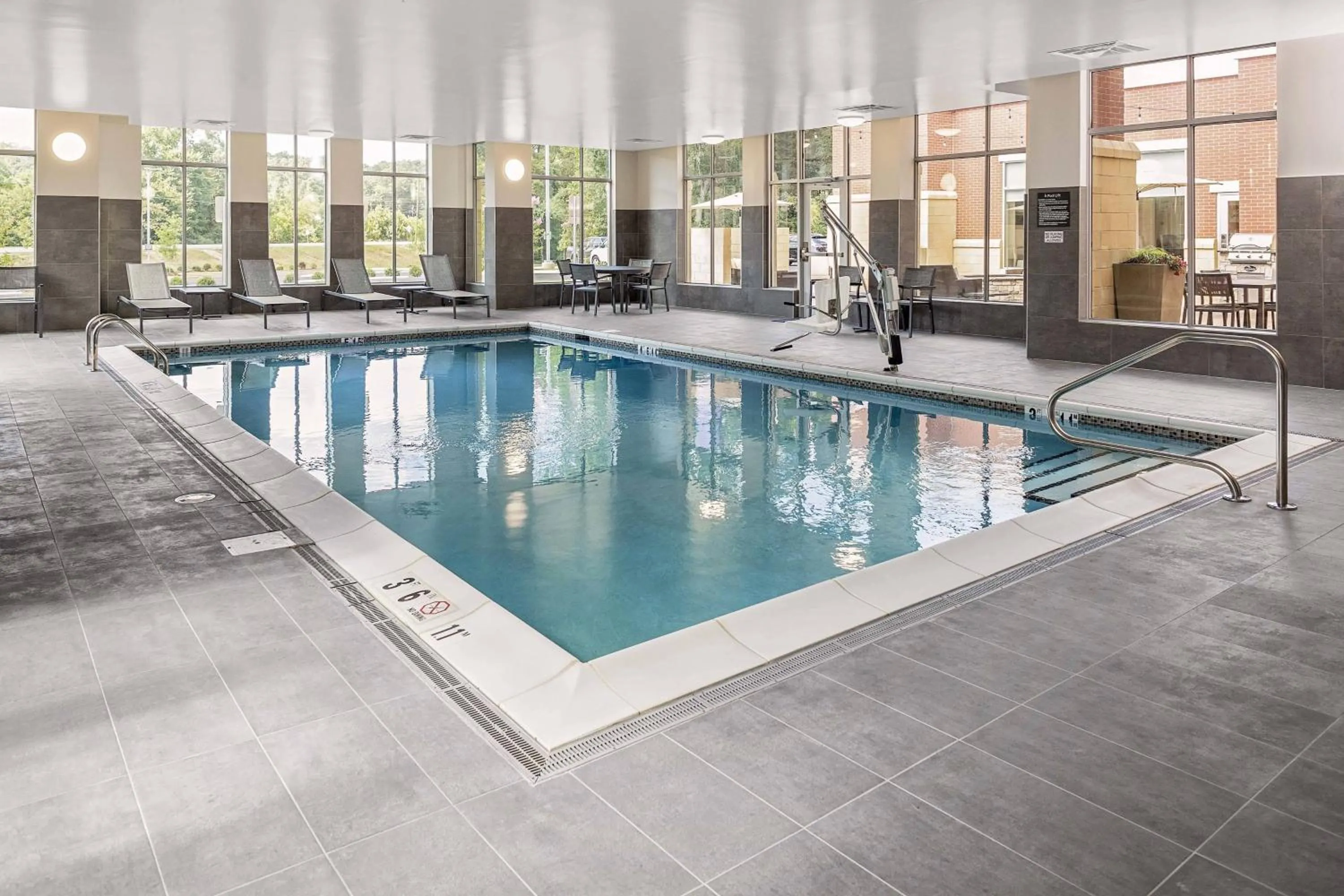 Swimming pool in Residence Inn by Marriott Tuscaloosa