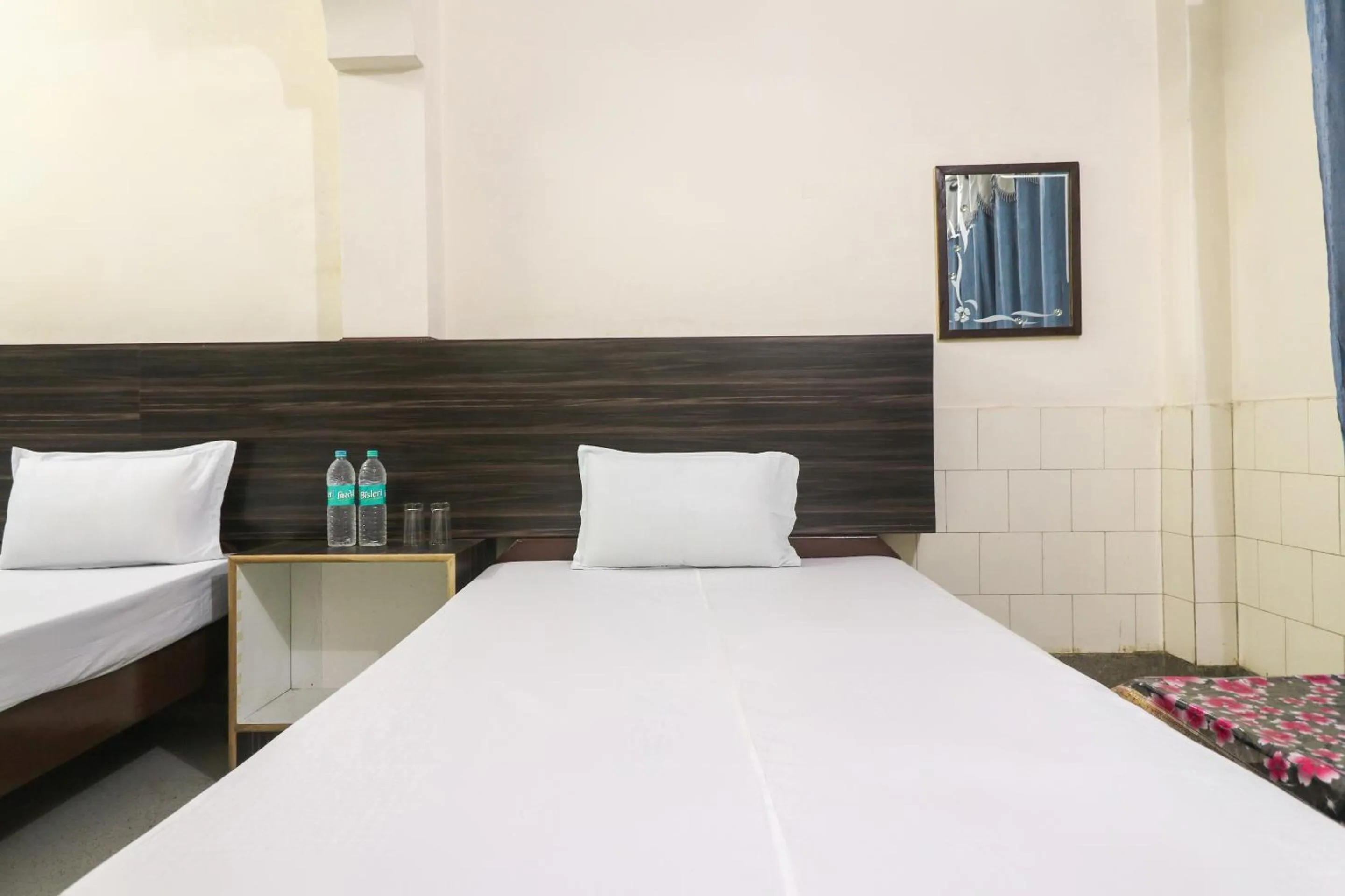 Bedroom, Bed in SPOT ON Hotel Anand Bhawan