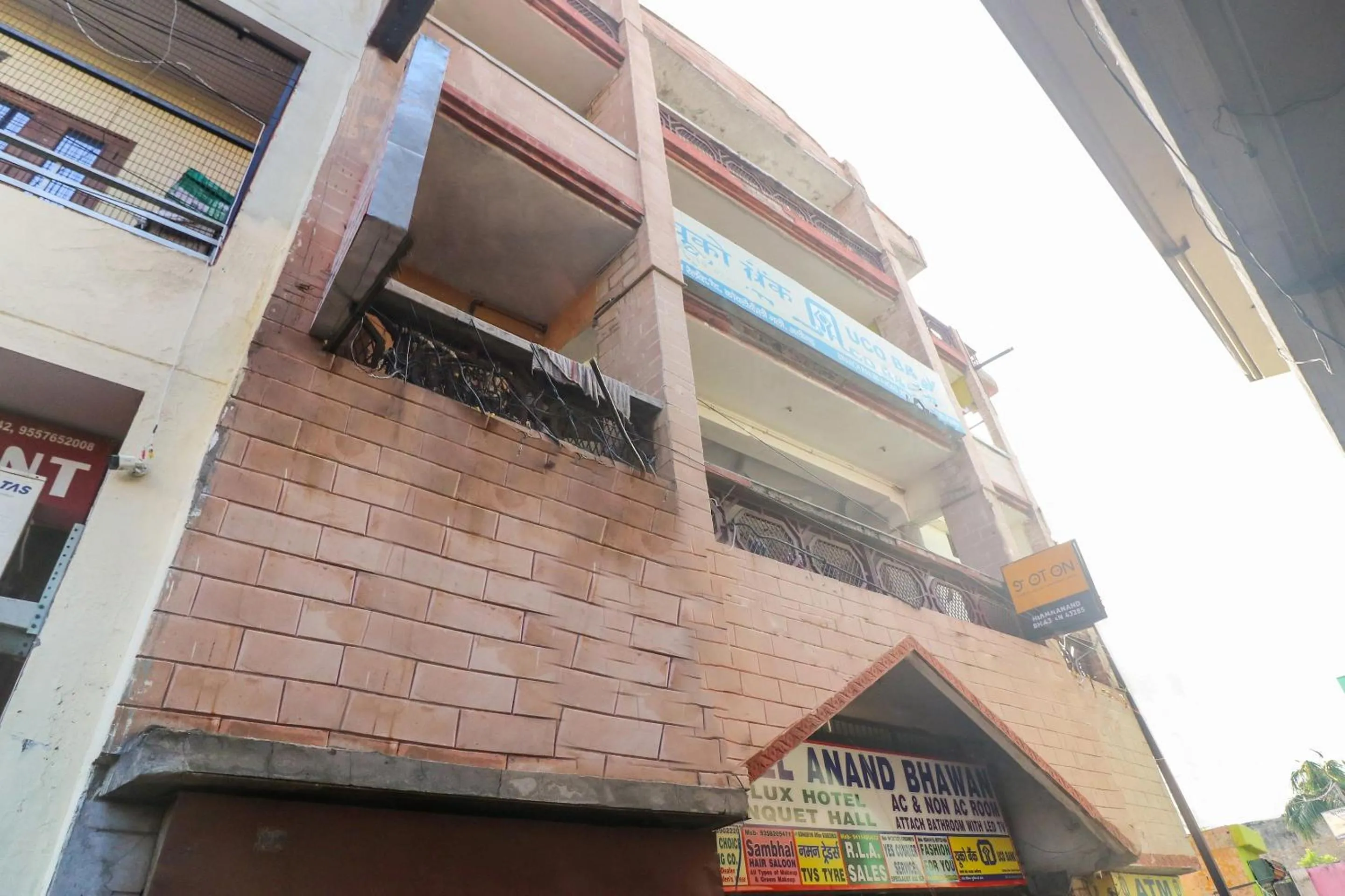 Facade/entrance in SPOT ON Hotel Anand Bhawan