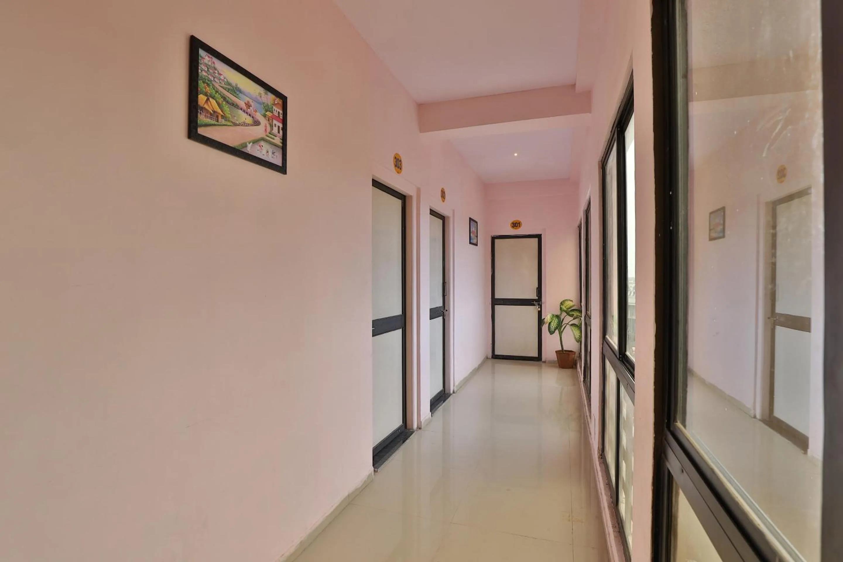 Hotel O D K Guest House