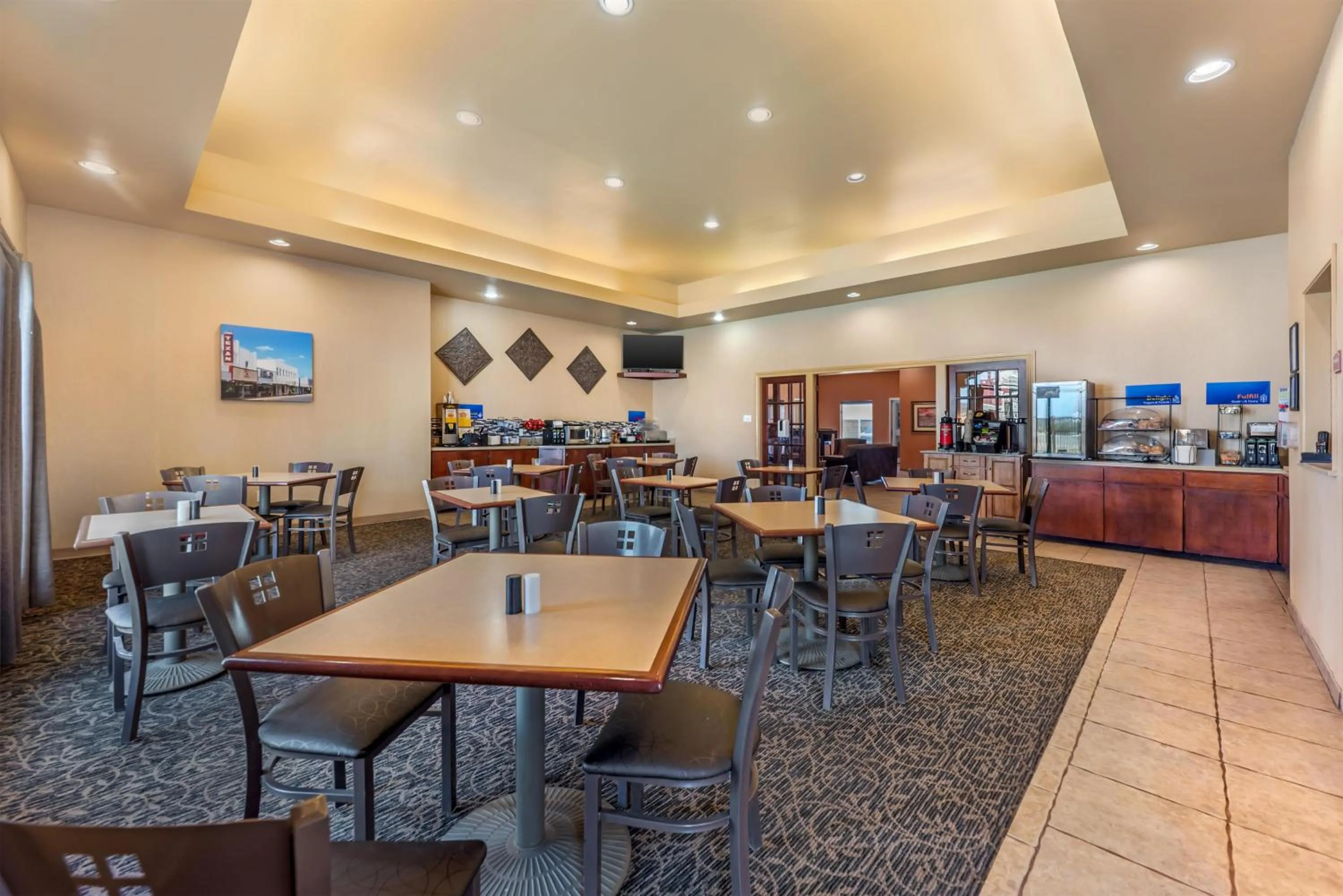 Breakfast in Best Western Dos Rios