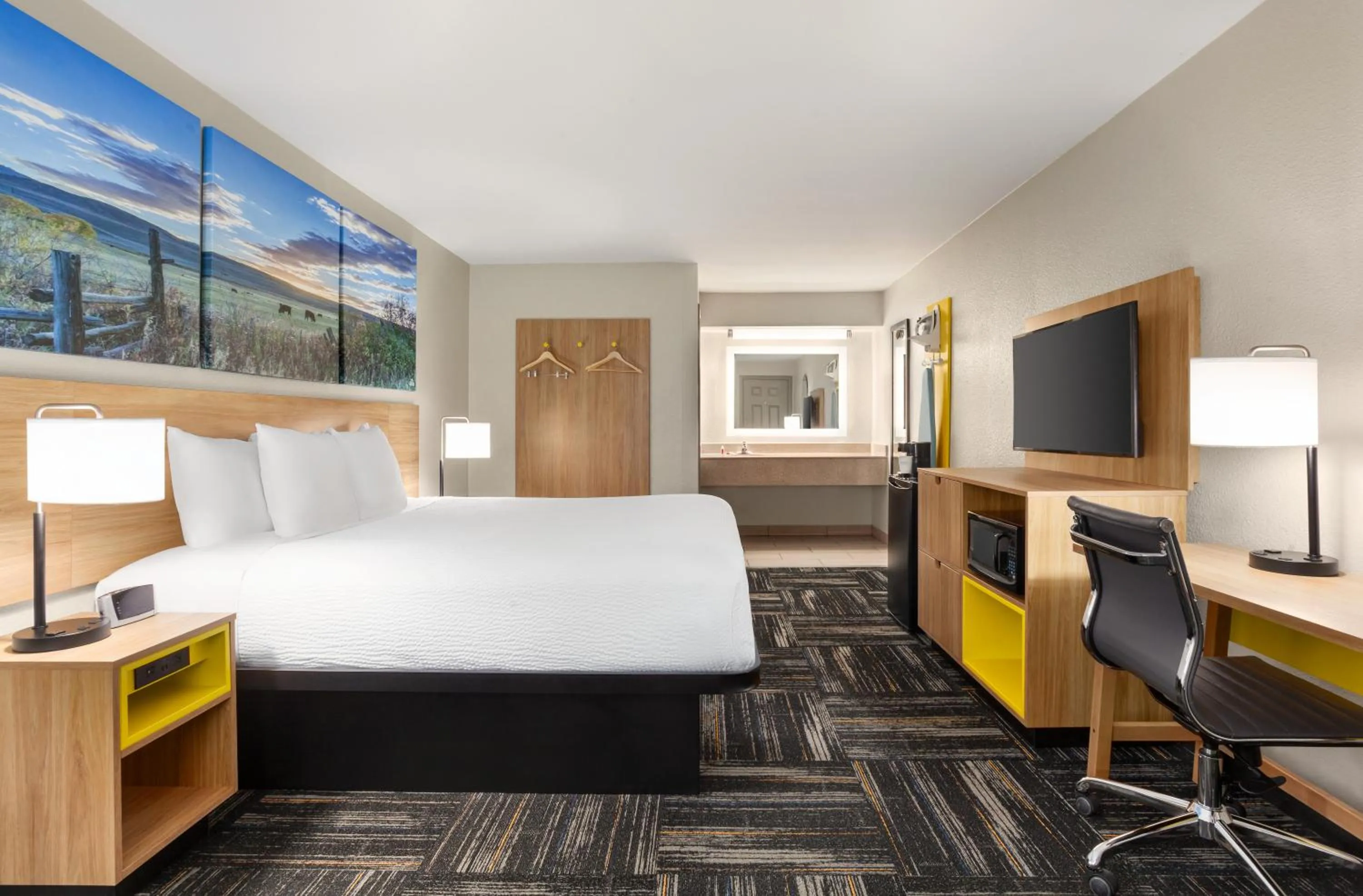 Bed in Days Inn by Wyndham Paris